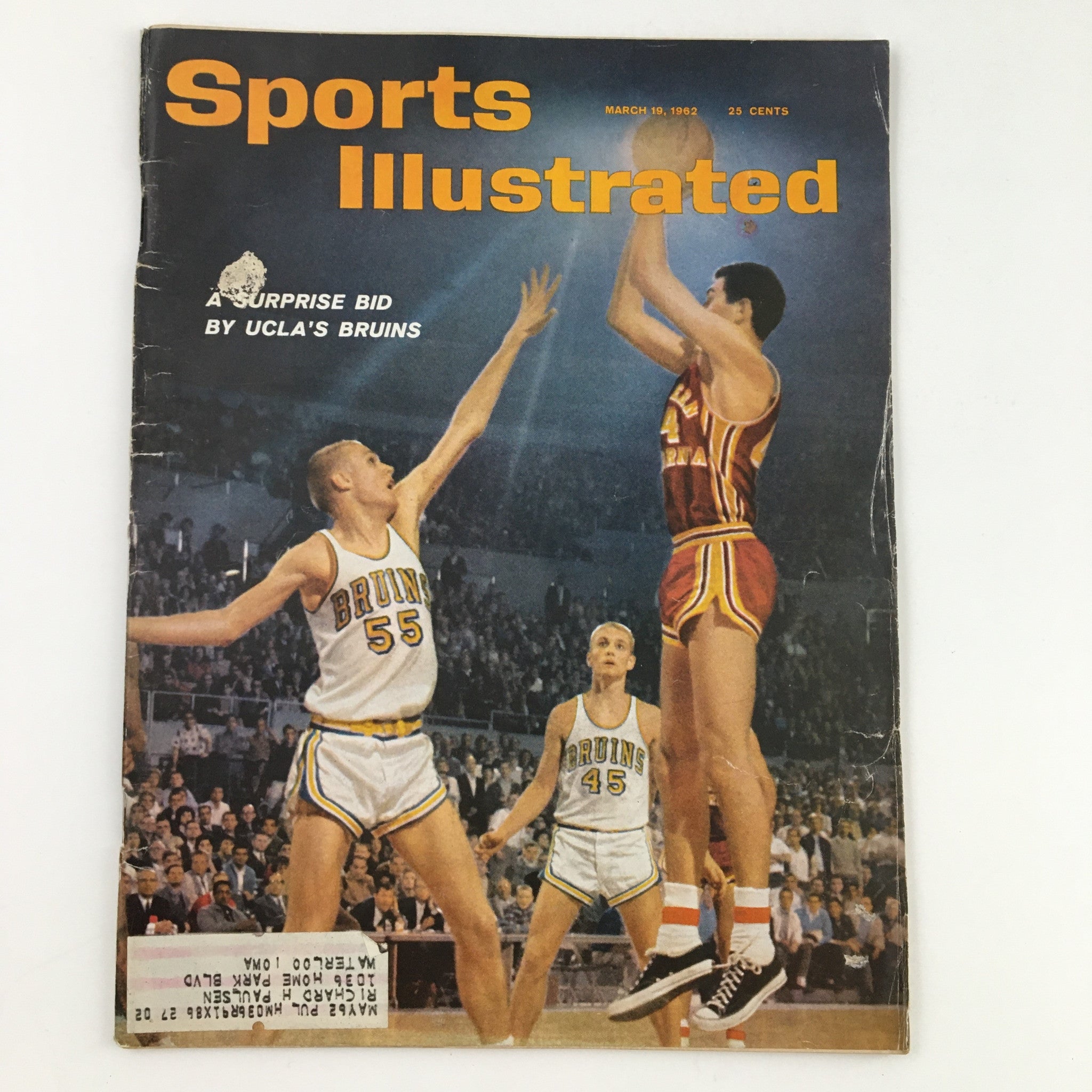 Sports Illustrated Magazine March 19 1962 cover featuring Boston Celtics players Bob Cousy and Gene Freese, showcasing a vintage basketball moment.
