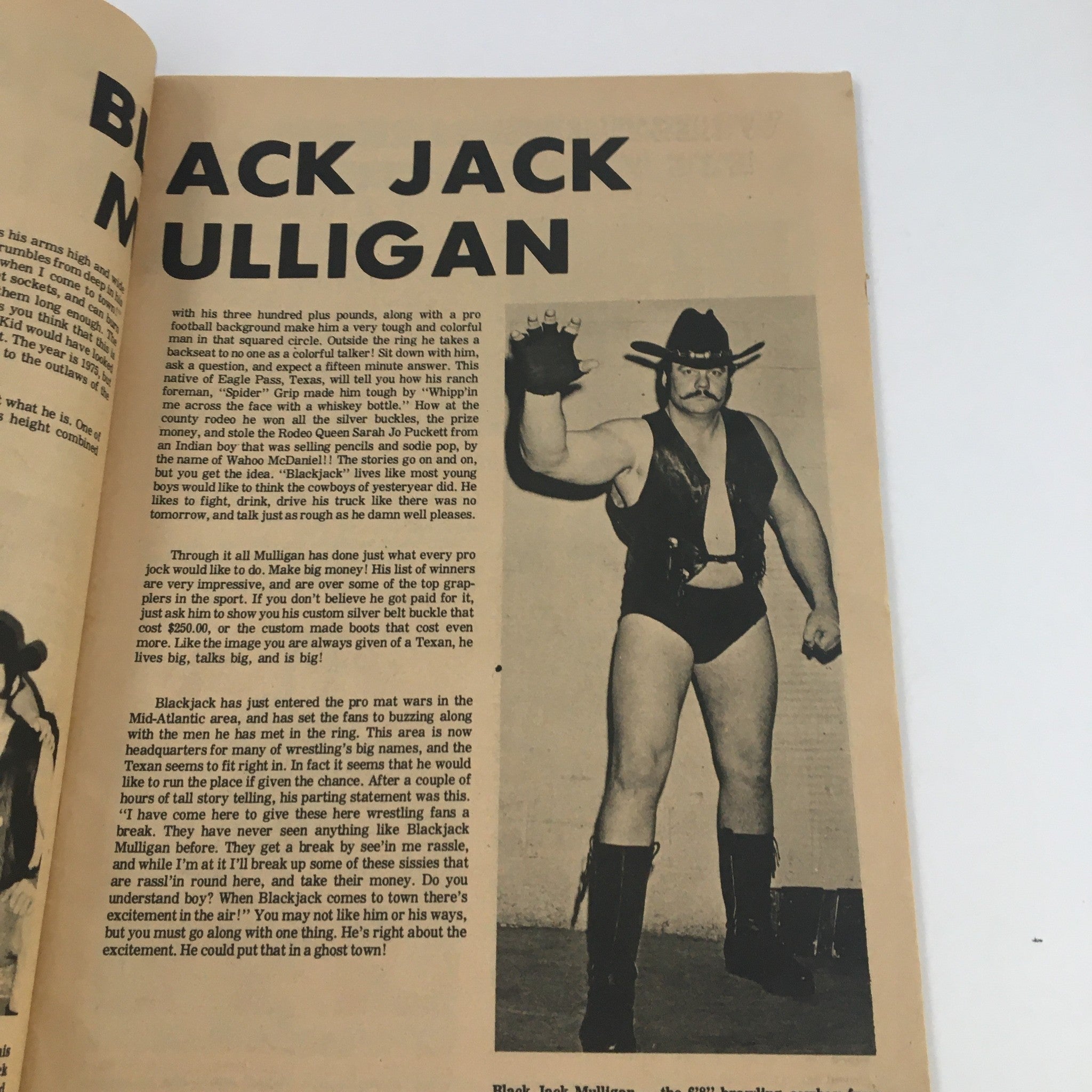 Wrestling Official Magazine June 1975 Andre The Giant & Jack Mulligan