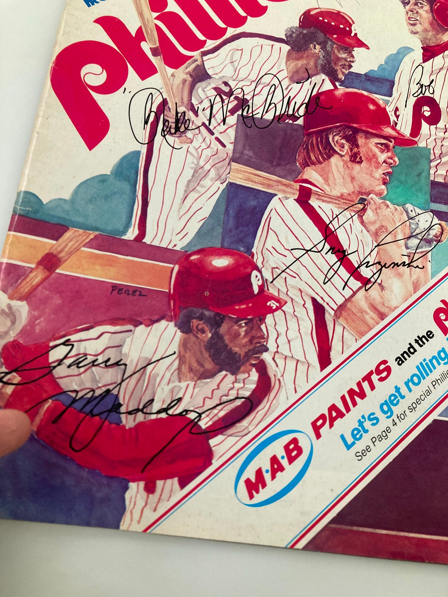 1979 MLB Philadelphia Phillies Souvenir Program / Scorecard Autographed