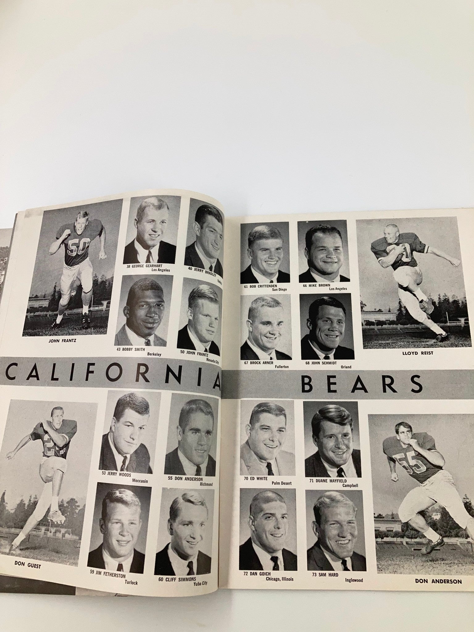 1966 NCAA Football California Golden Bears vs UCLA Bruins Official Program