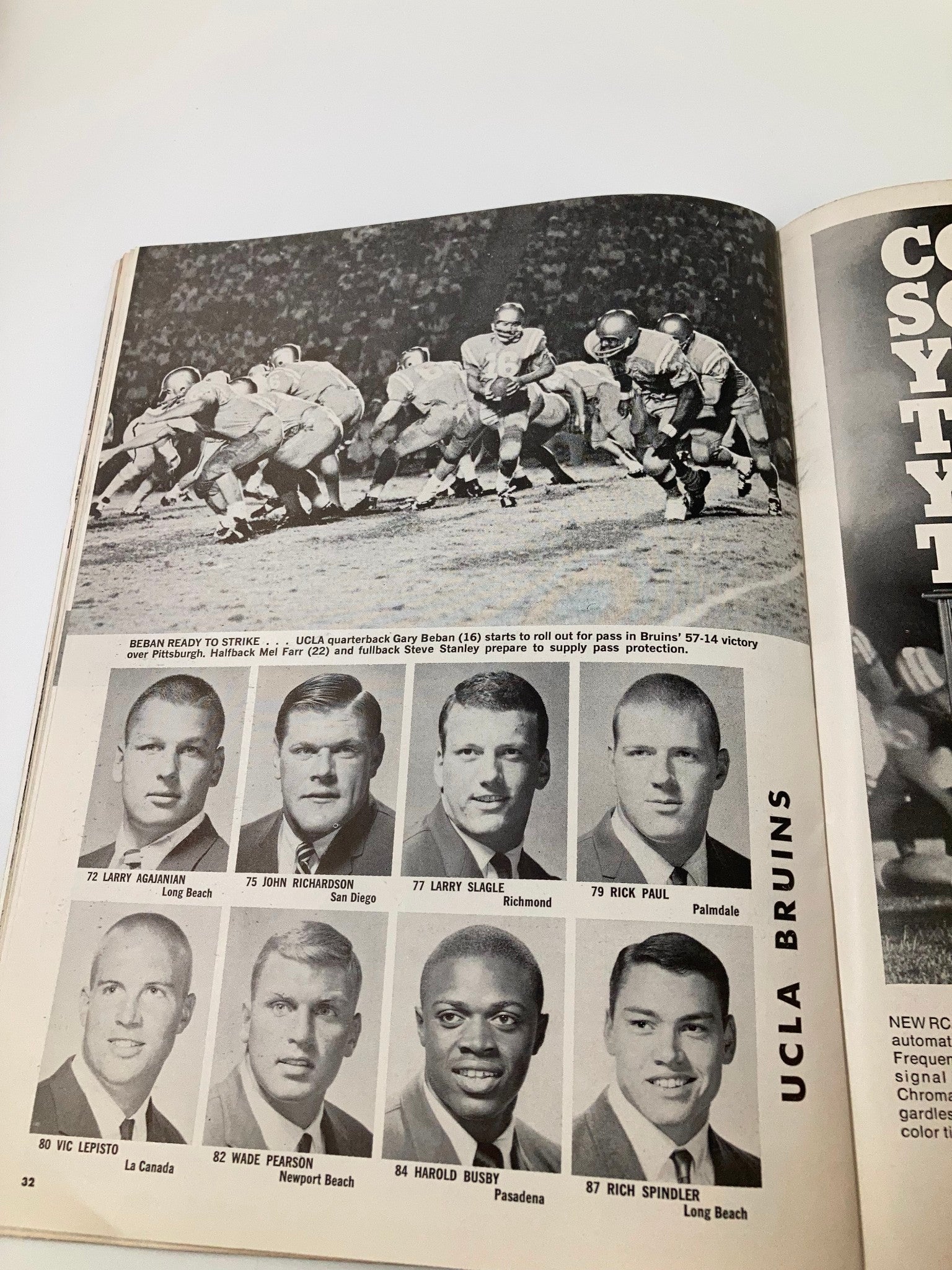 1966 NCAA Football California Golden Bears vs UCLA Bruins Official Program