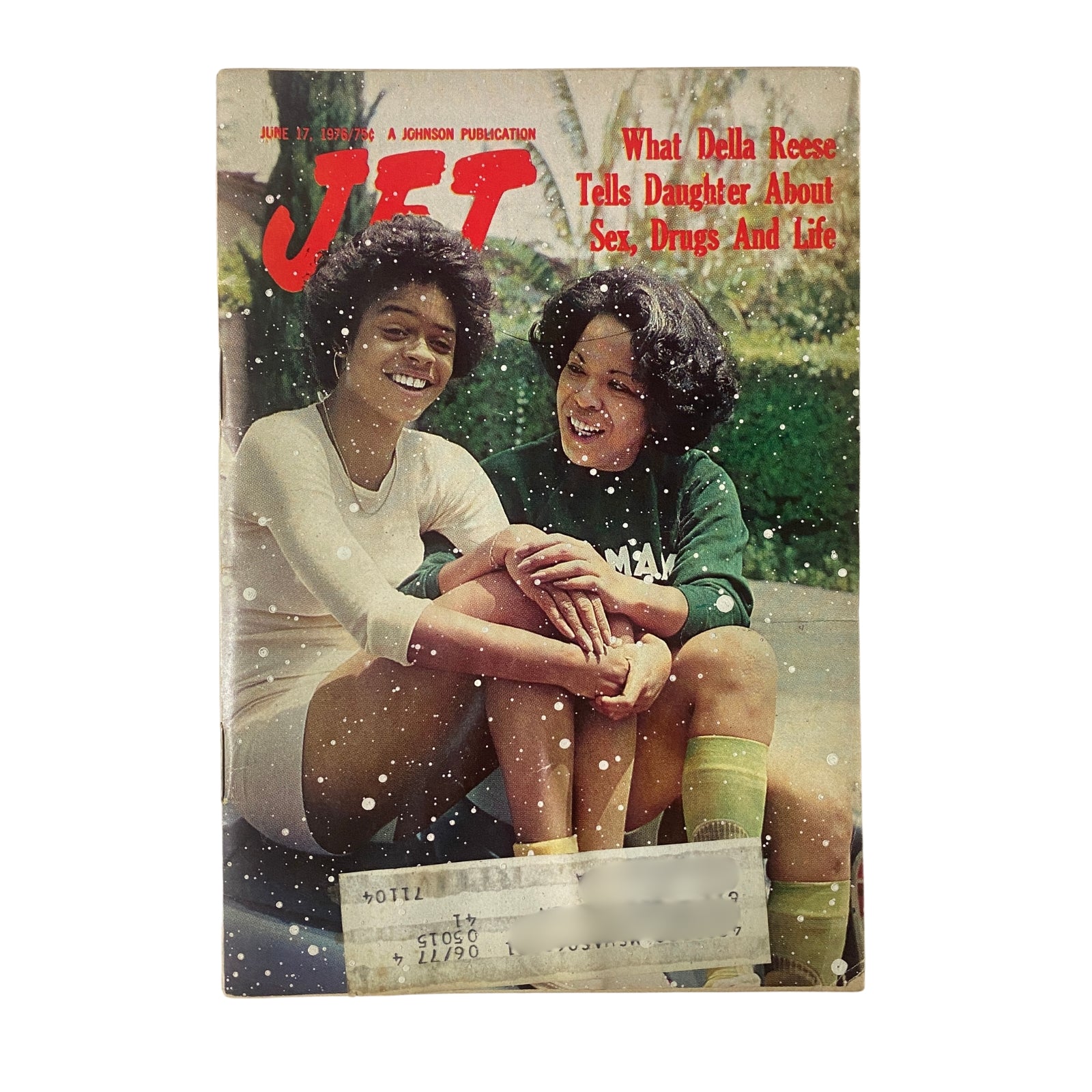 Jet Magazine cover from June 17, 1976, featuring Della Reese and her daughter, showcasing their expressive smiles and discussing themes of sex, drugs, and life.