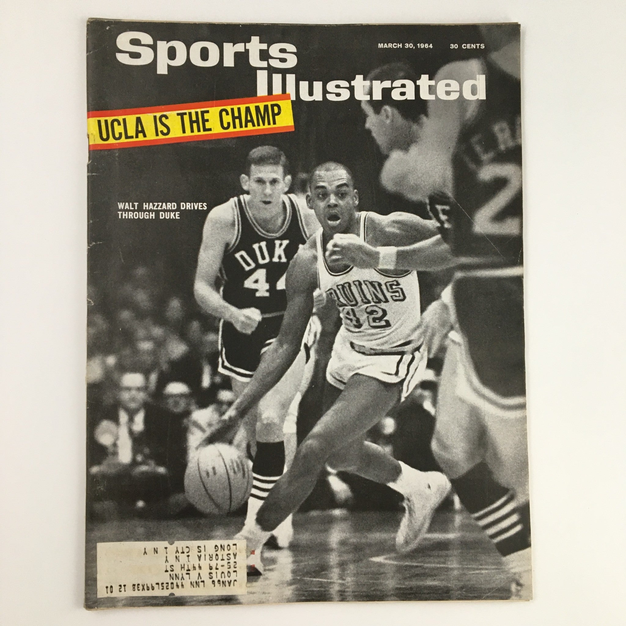 Sports Illustrated Magazine March 30 1964 Walt Hazzard Drives Through Duke