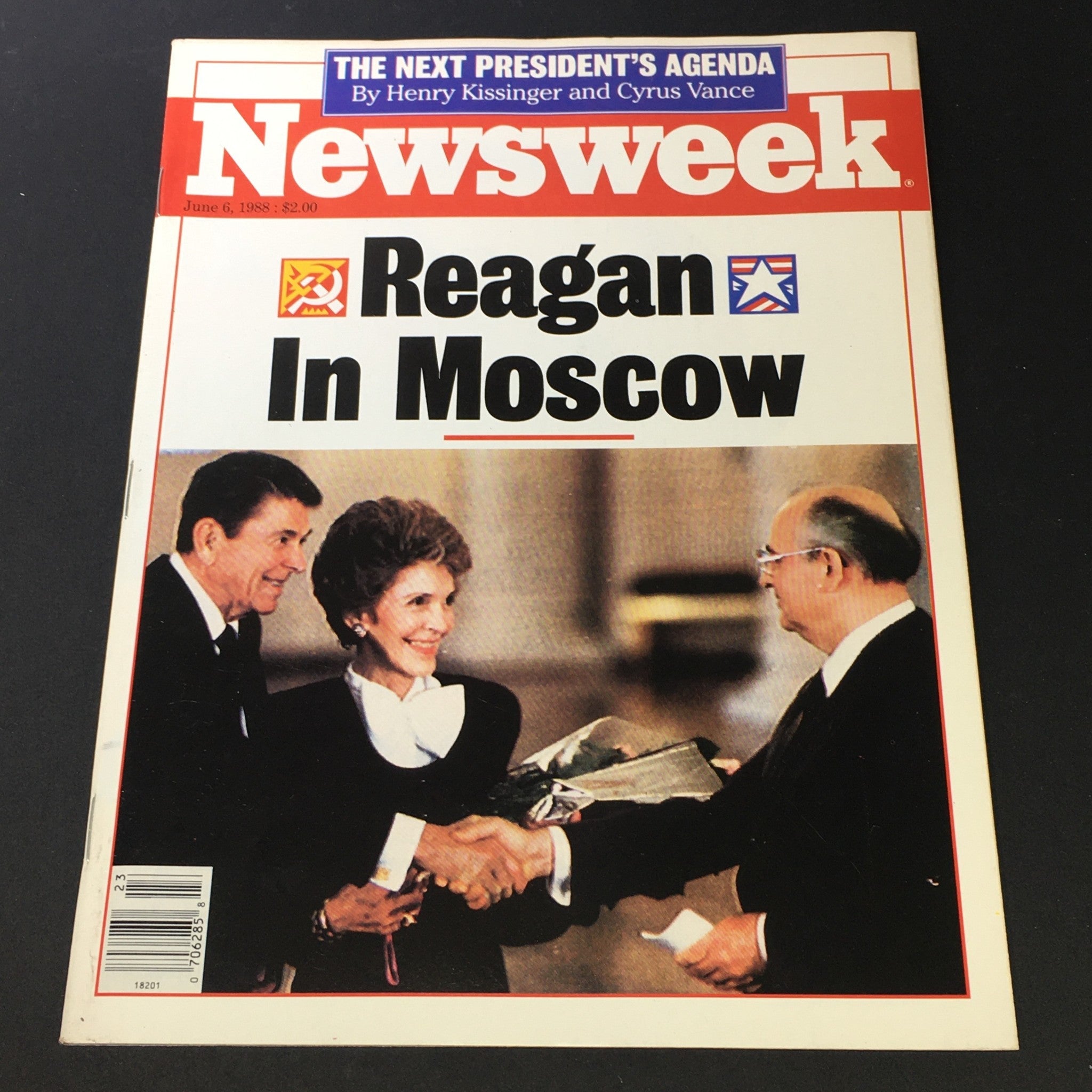 VTG Newsweek Magazine June 6 1988 - Ronald Reagan in Moscow / Newsstand