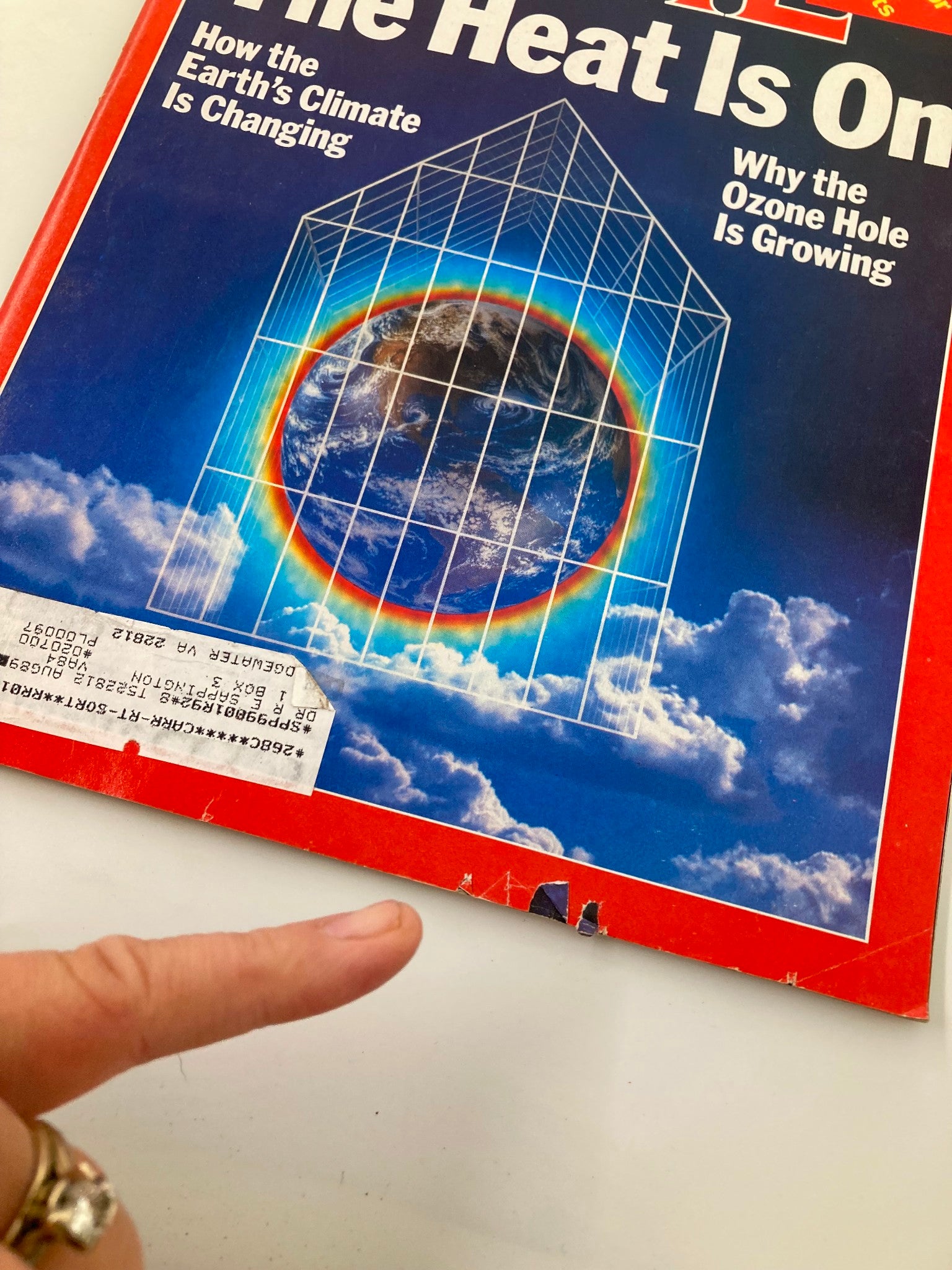 VTG Time Magazine October 19 1987 Why The Ozone Hole is Growing, The Heat is On