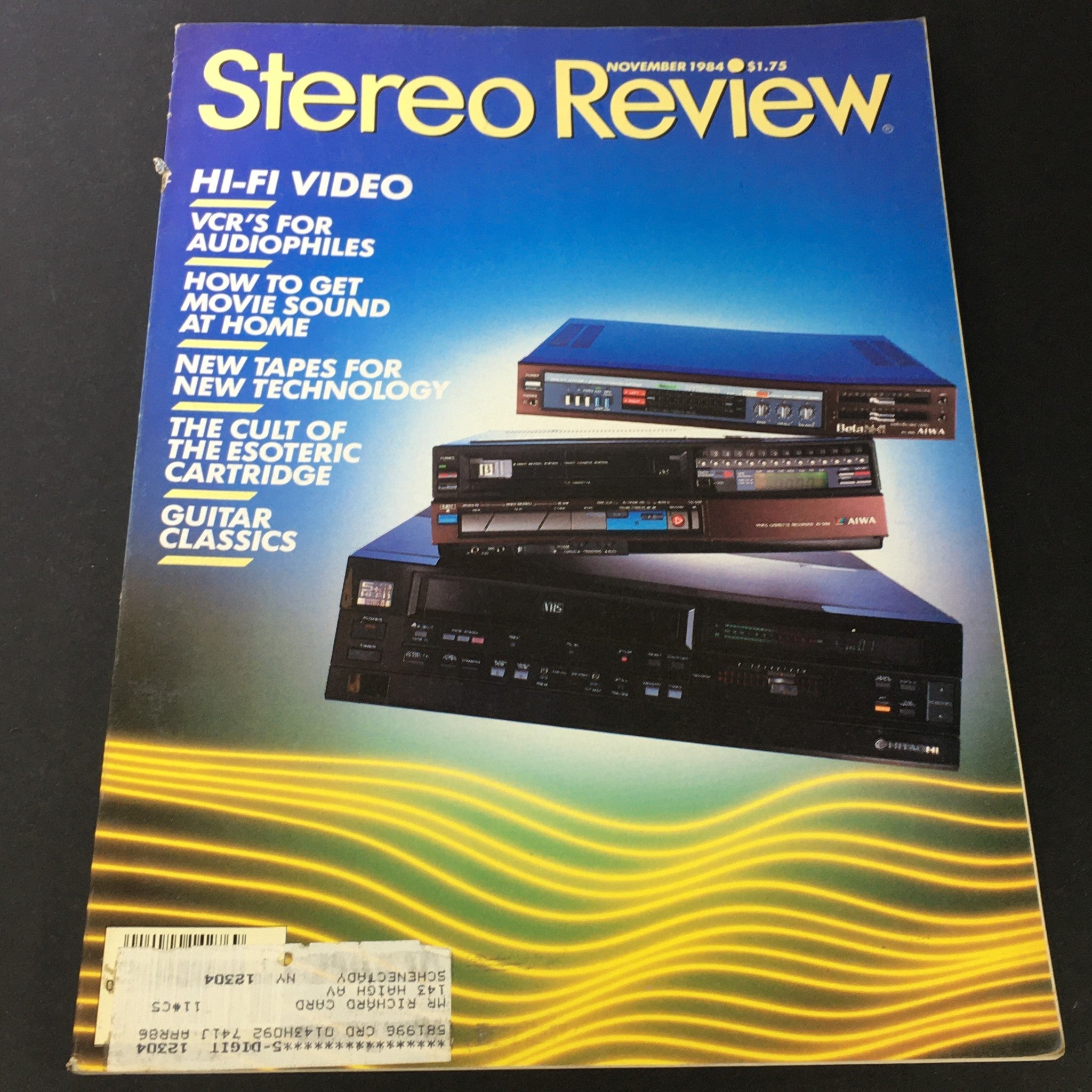 Cover of the VTG Stereo Review Music Magazine, November 1984, featuring the title 'VCR's For Audiophiles' and showcasing various Hi-Fi video equipment.