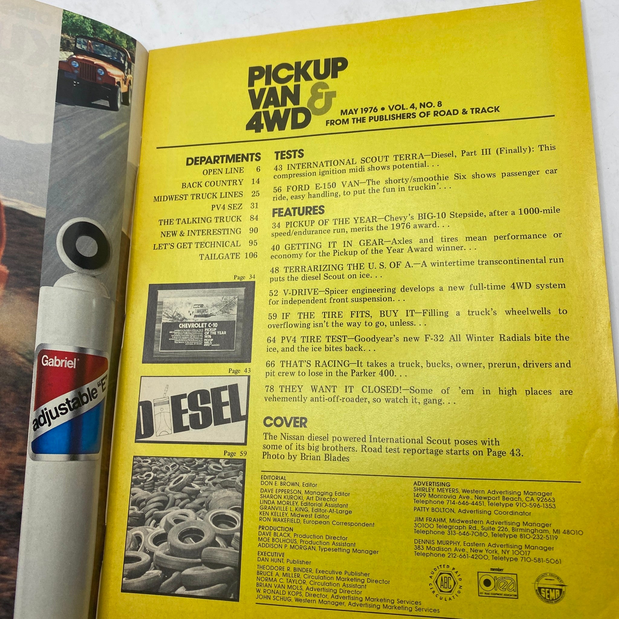 Inside page of VTG Pickup, Van & 4WD Magazine May 1976 displaying the table of contents with features on Chevy's Big-10 and technical insights into four-wheel drive vehicles.