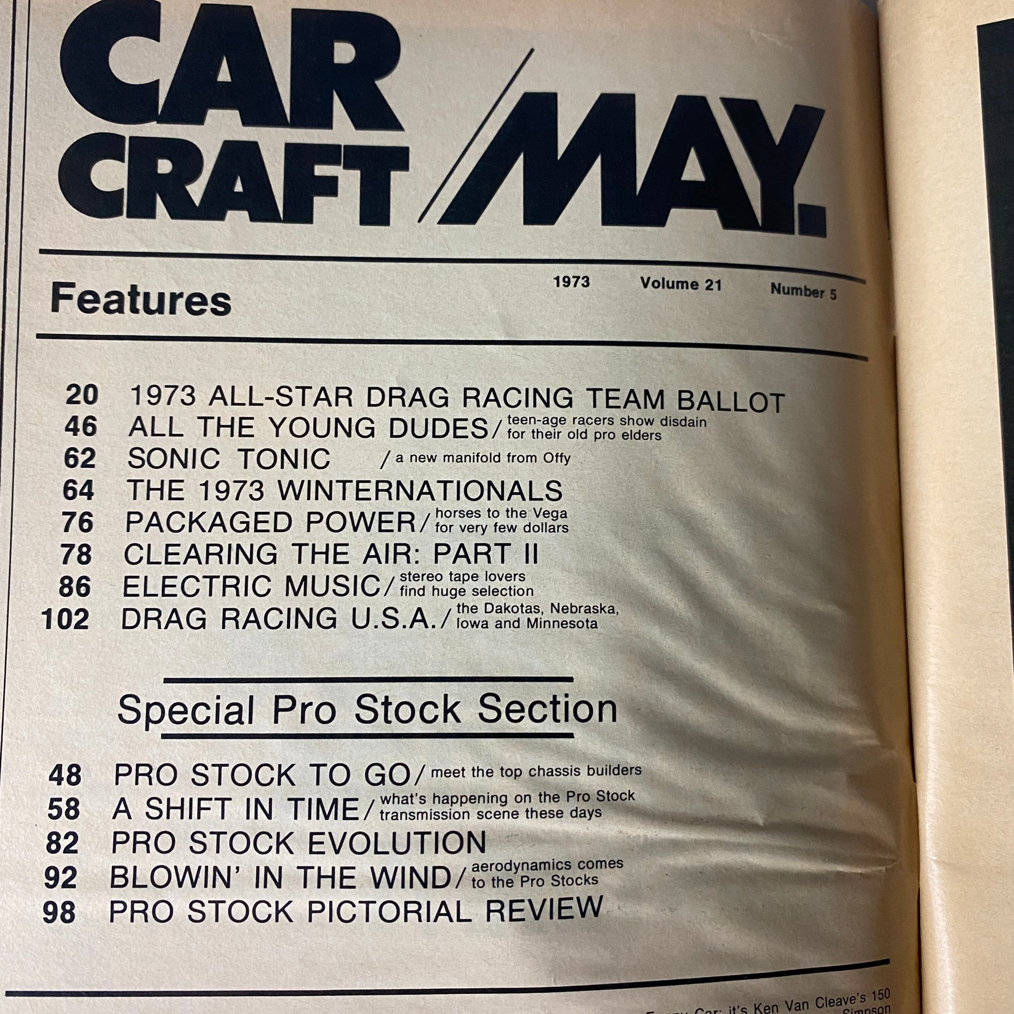 Page from Car Craft Magazine May 1973 featuring the contents and features of Vol. 21 No. 5, including topics on drag racing, Pro Stock sections, and more.