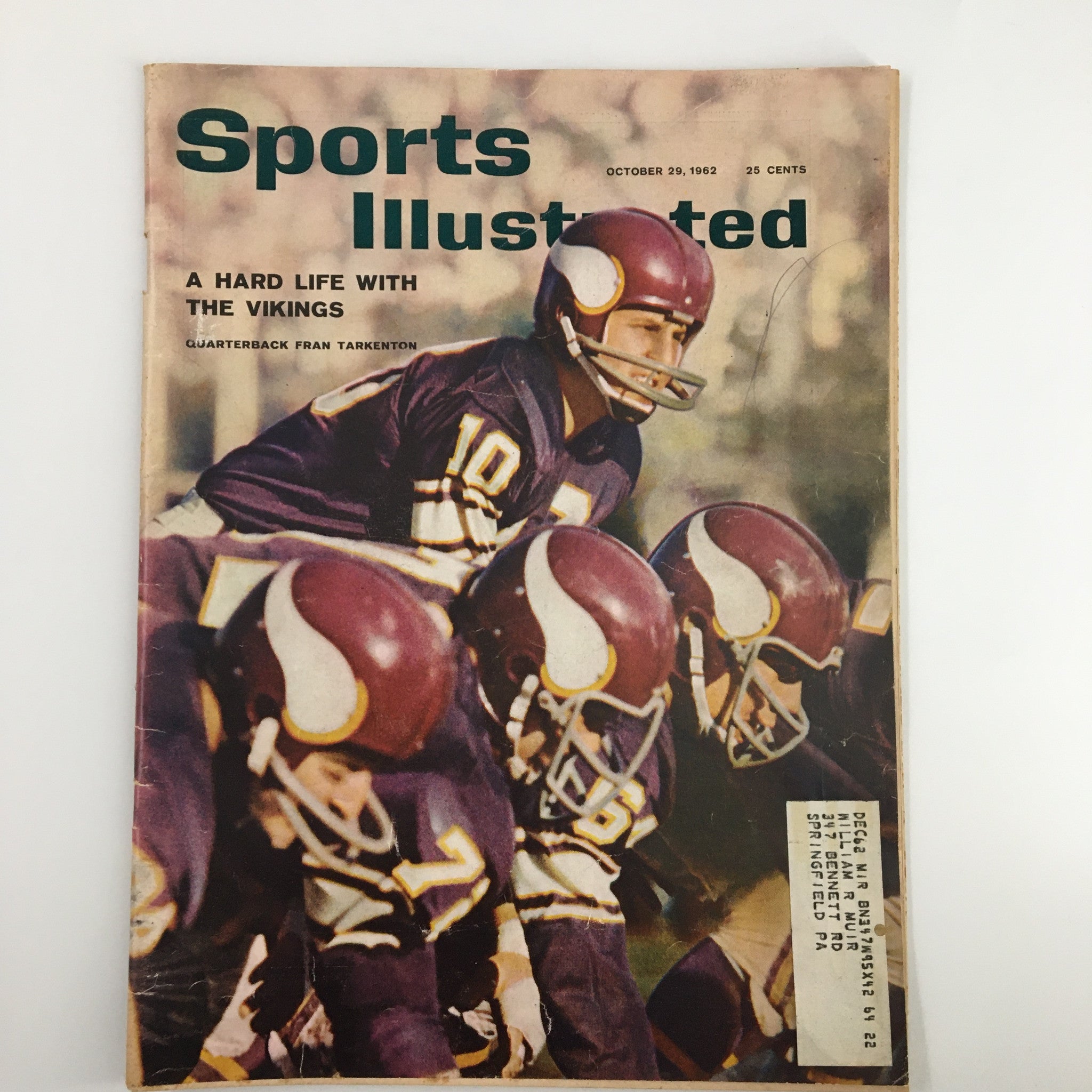 Vintage Sports Illustrated magazine from October 29, 1962, featuring quarterback Fran Tarkenton on the cover, showcasing a significant moment in football history with the Minnesota Vikings.