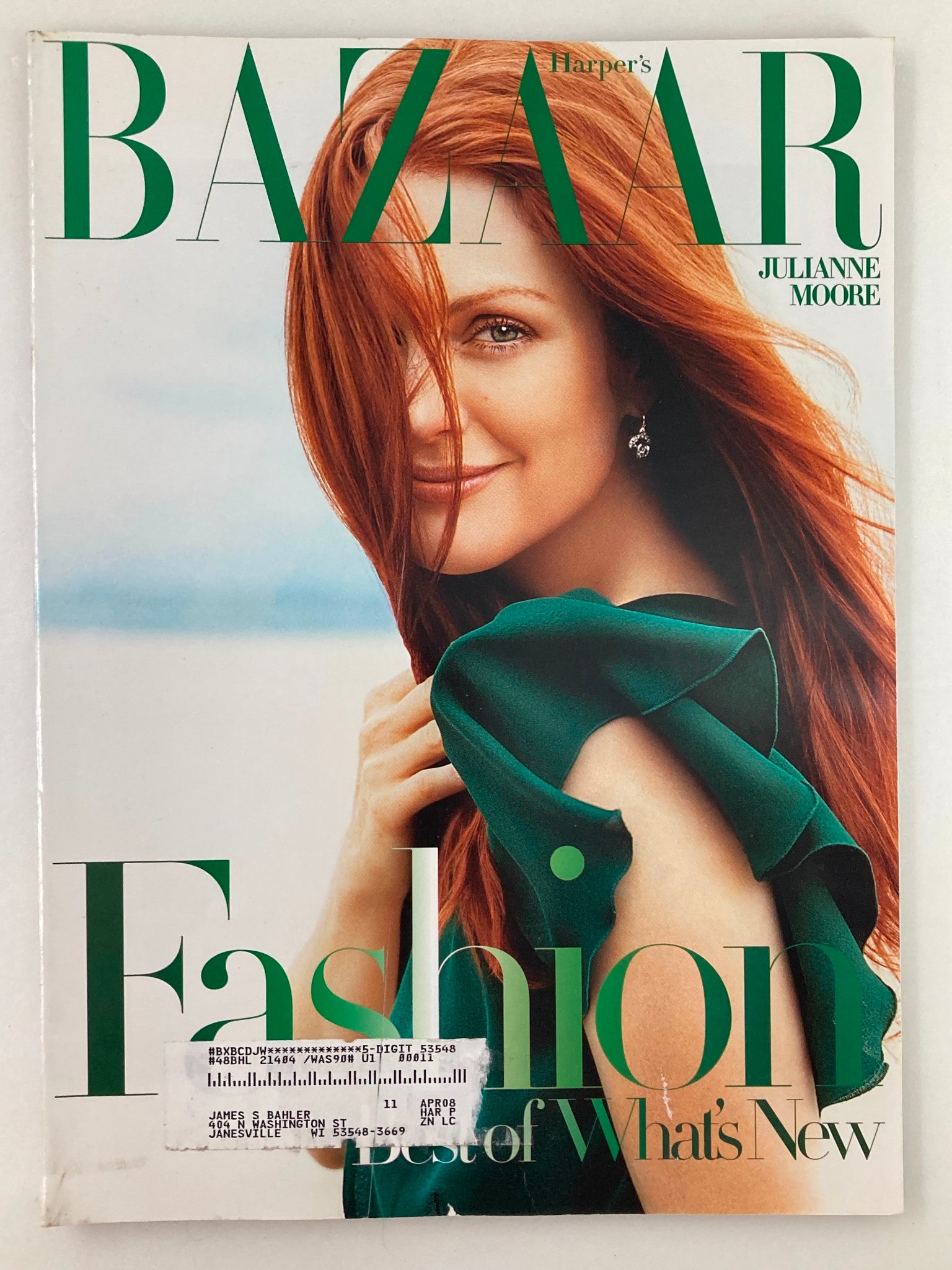 Cover of Harper's Bazaar Magazine January 2006 featuring Julianne Moore, showcasing vibrant fashion and style trends with the title 'Best of What's New.'