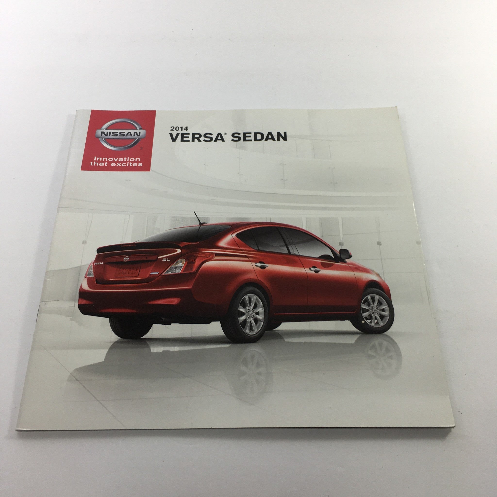 2014 Nissan Versa Sedan Dealership Car Auto Brochure Catalog