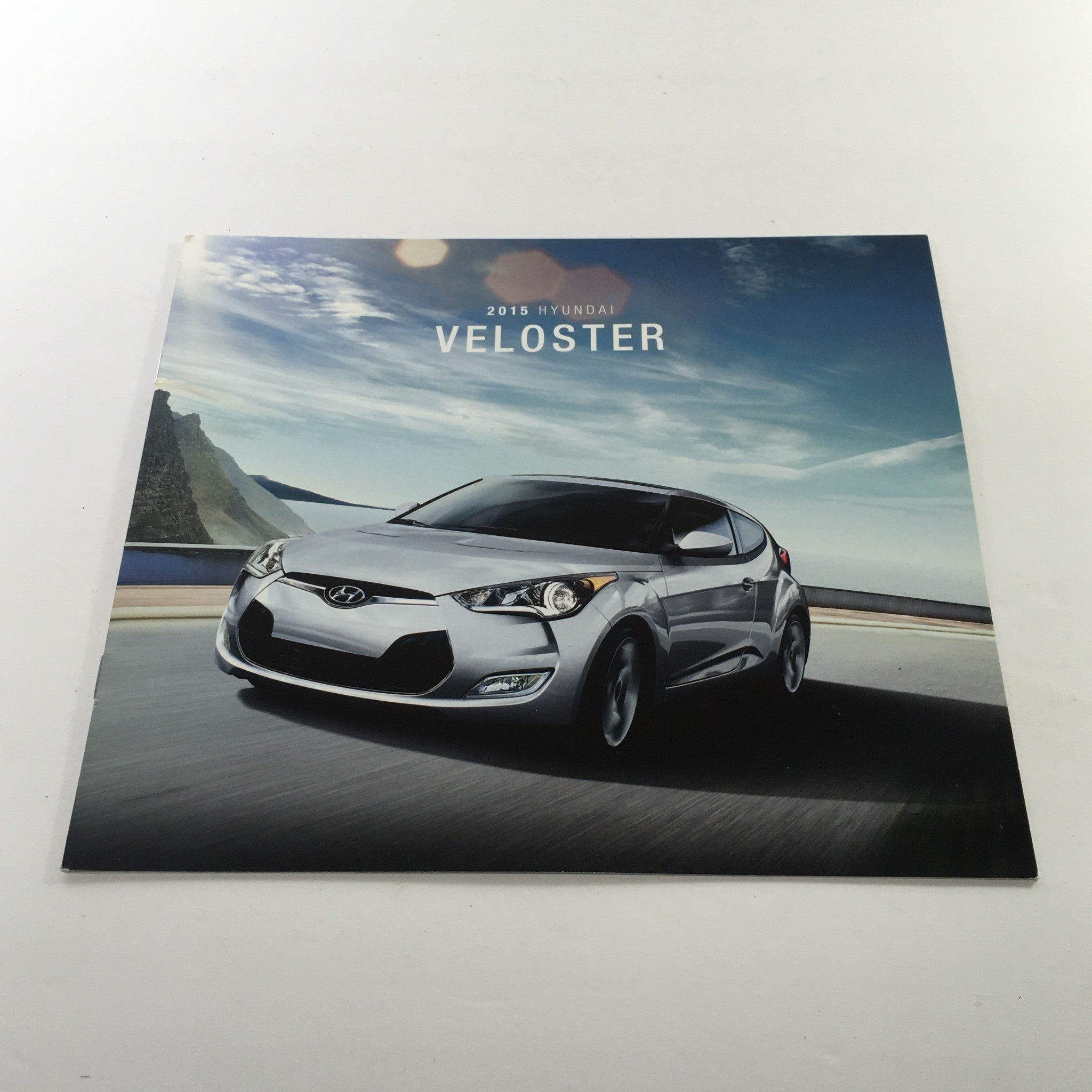 2015 Hyundai Veloster Dealership Car Auto Brochure Catalog