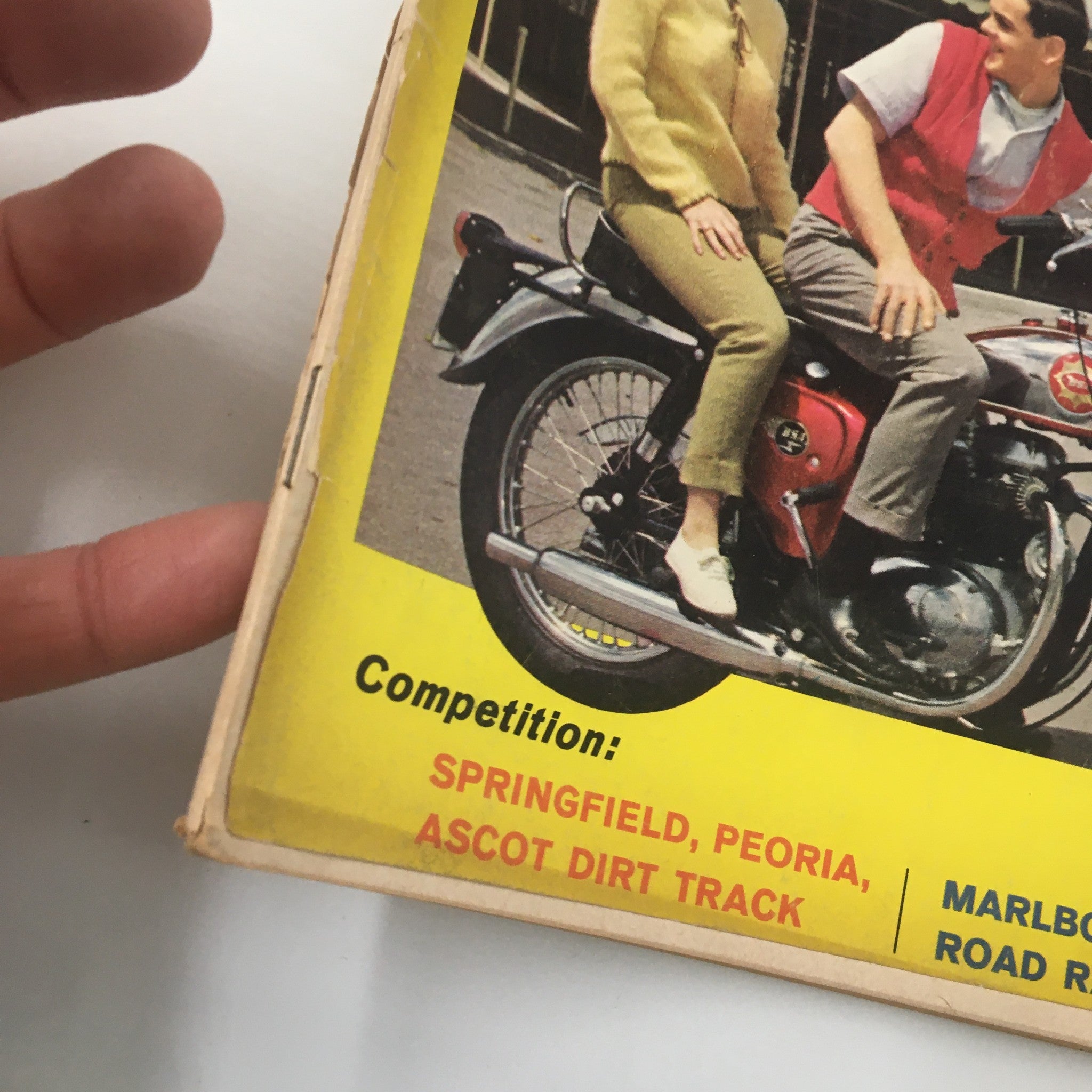 VTG Cycle Magazine November 1965 Honda 450 Gilera 98 T & C Cycle Test No Label