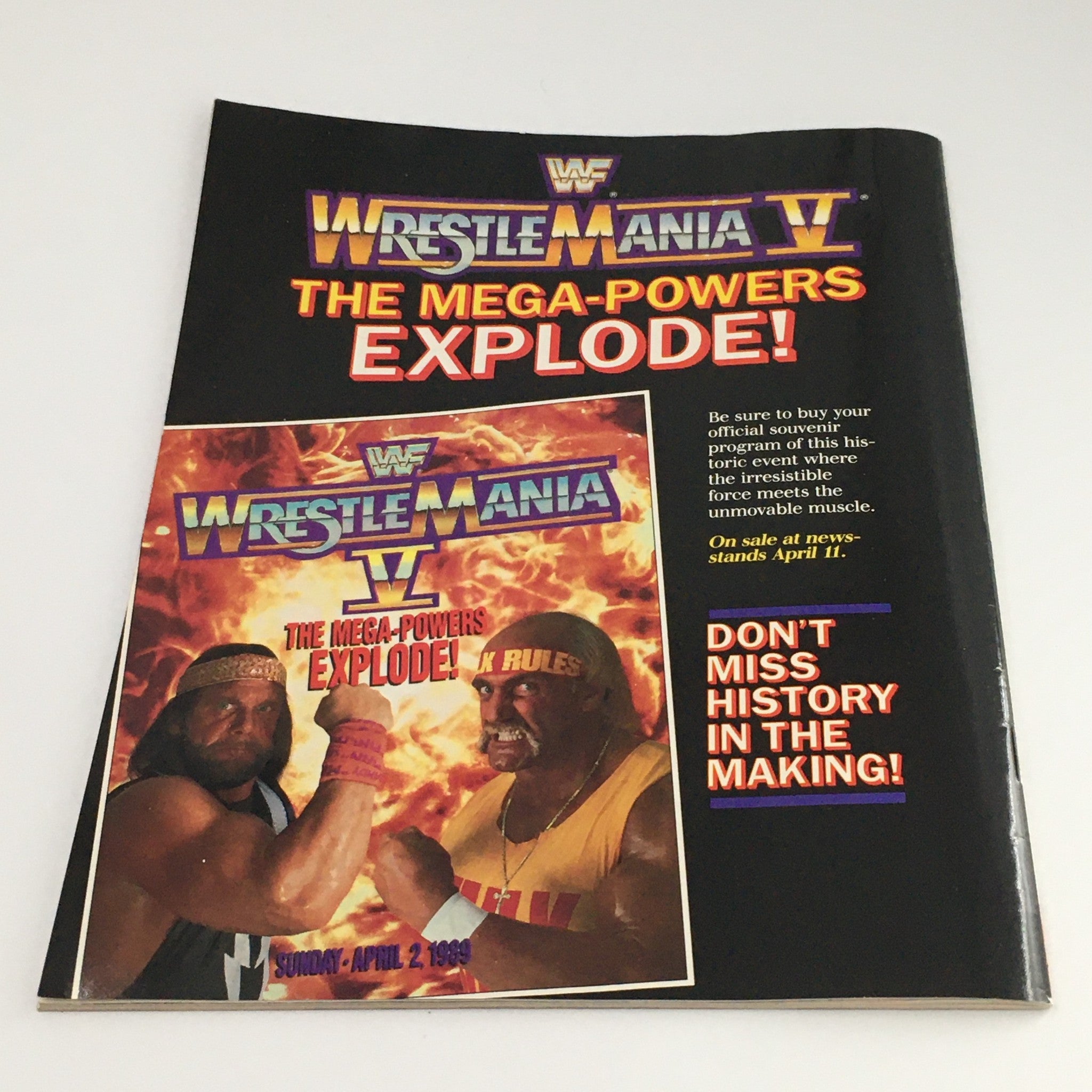 WWF Magazine April 1989 Miss Elizabeth & Hulk Hogan & Randy Savage, No Label VG