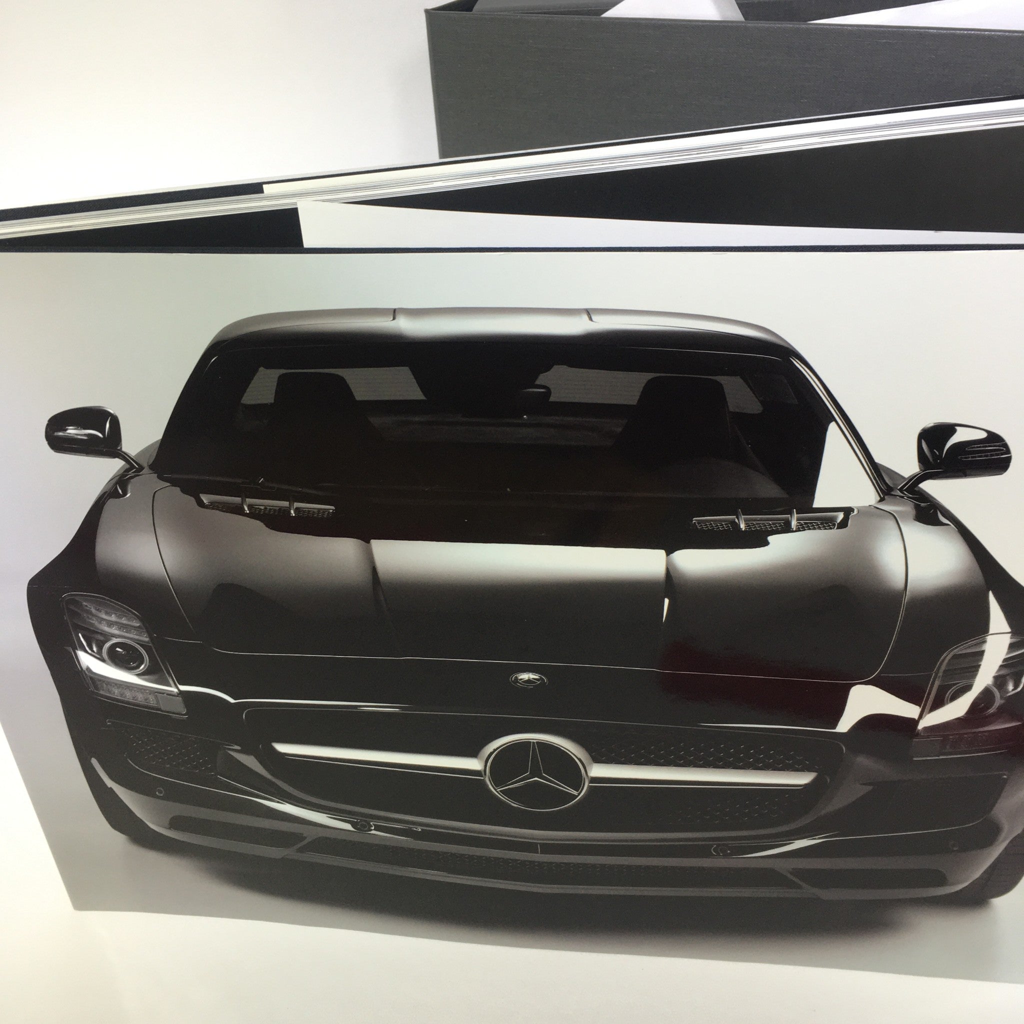 Delius Klasing Verlag Mercedes-Benz SLS AMG book rare