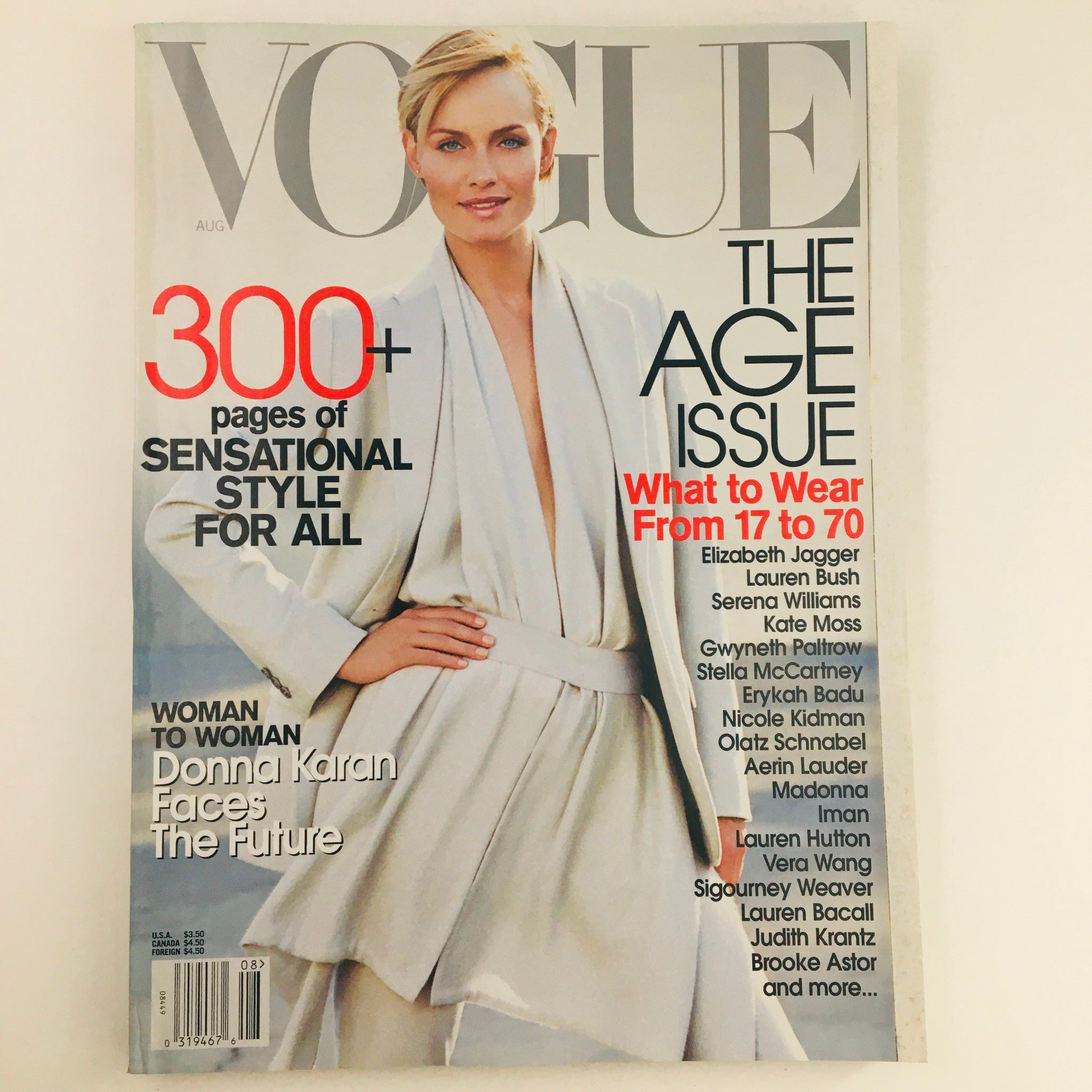 Vogue Magazine August 2001 American Model Amber Valletta, No Label VG