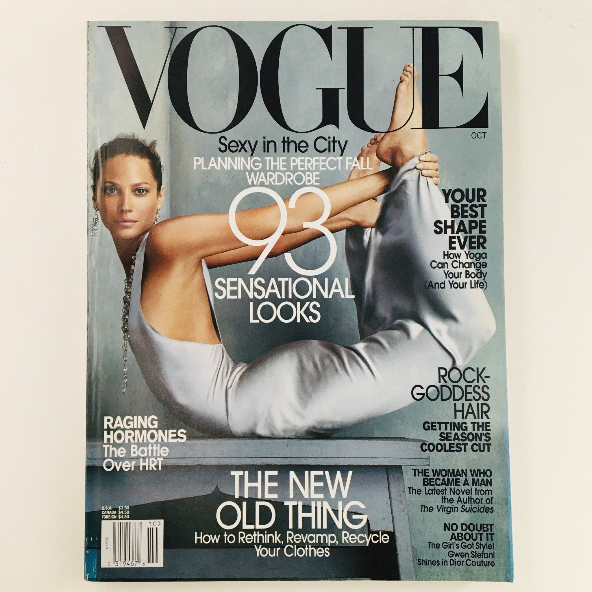 Vogue Magazine October 2002 American Supermodel Christy Turlington, No Label VG