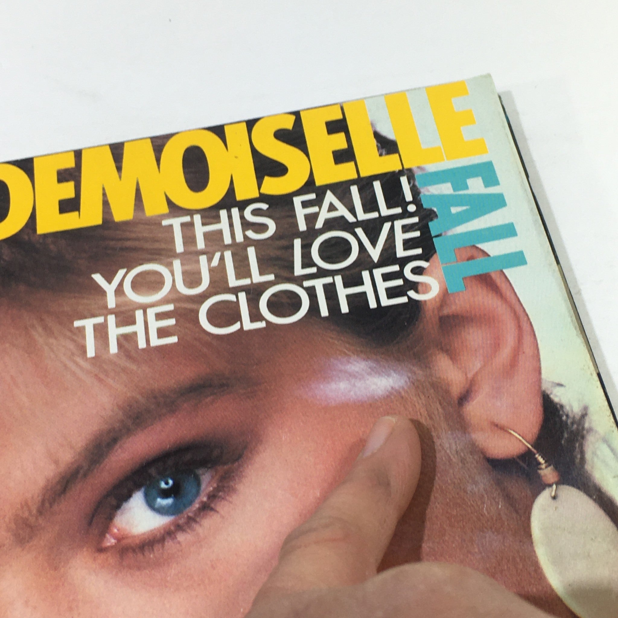 VTG Mademoiselle Magazine: September 1983 - Cover - No Label