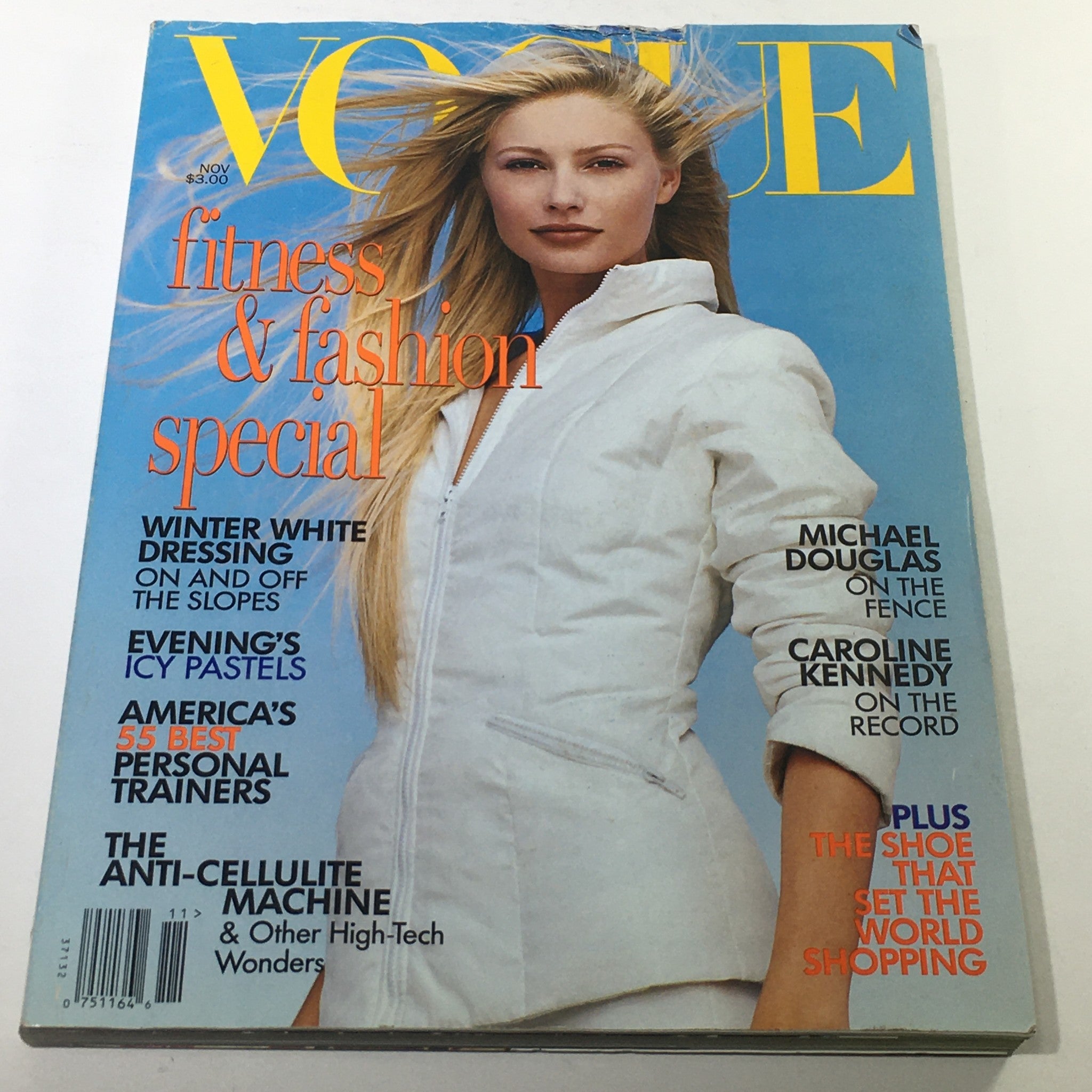 VTG Vogue Magazine: November 1995 - Kirsty Hume Cover No Label/Newsstand