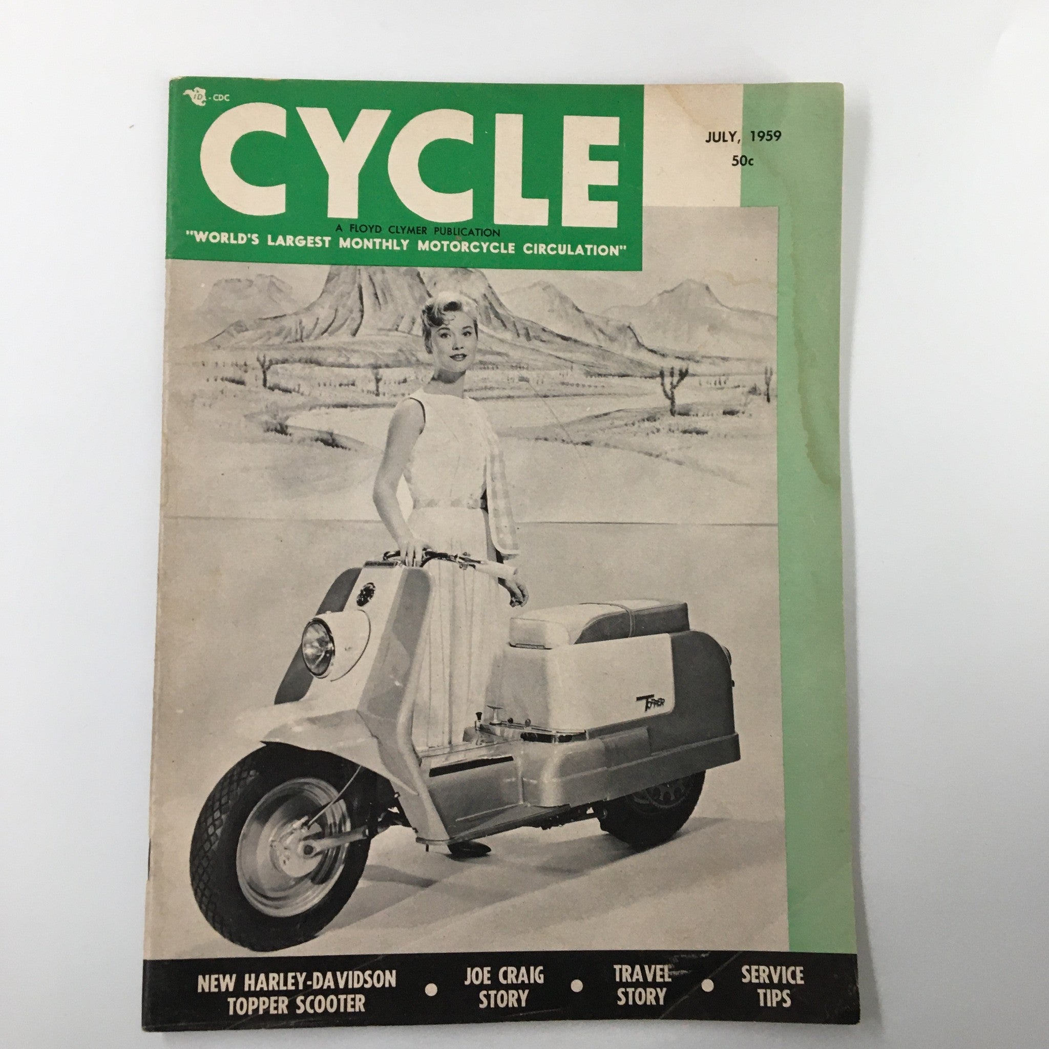 VTG Cycle Magazine July 1959 R. O. Bates Receives WCC Trophy No Label