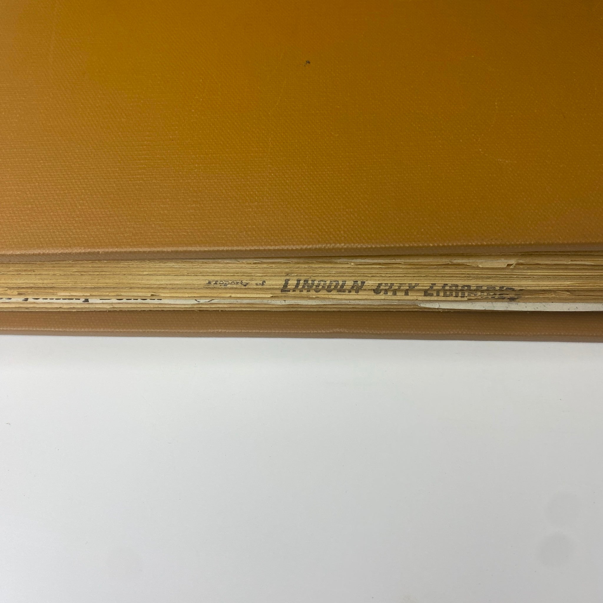 Spine view of The New York Times Library Bound Magazine July - August 1970, featuring 'LINCOLN CITY LIBRARIES' stamp, showcasing archival quality and preservation features.