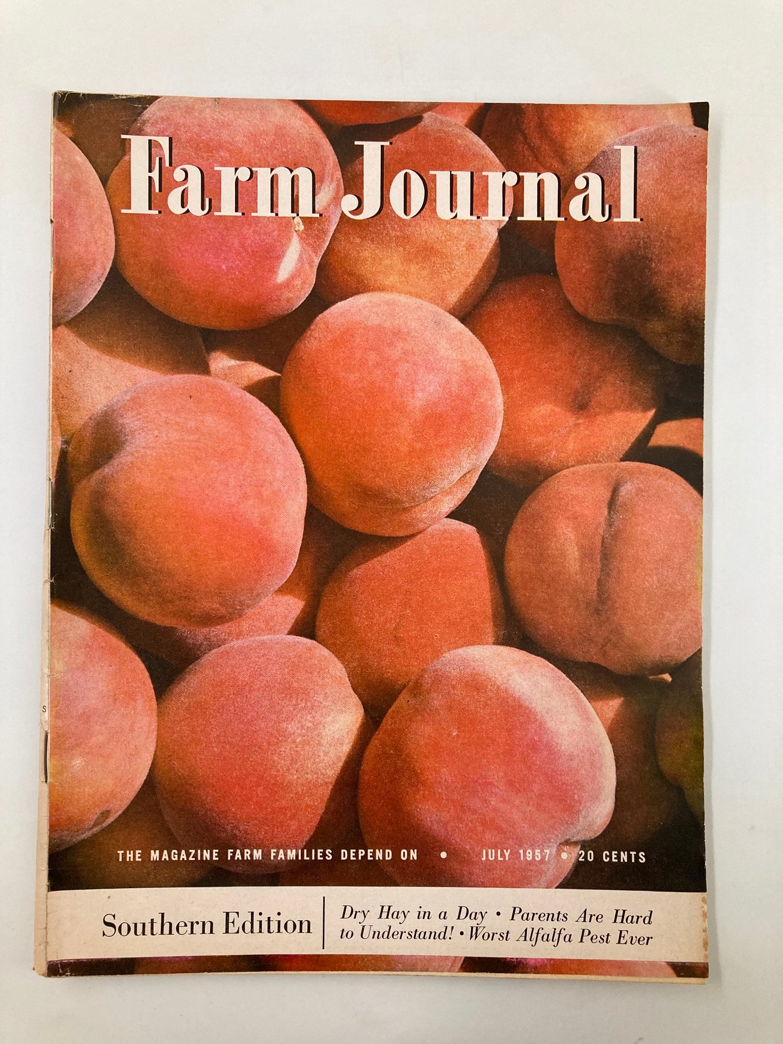 VTG Farm Journal Magazine July 1957 A Fresh Tree-Ripened Peach and Still Warm