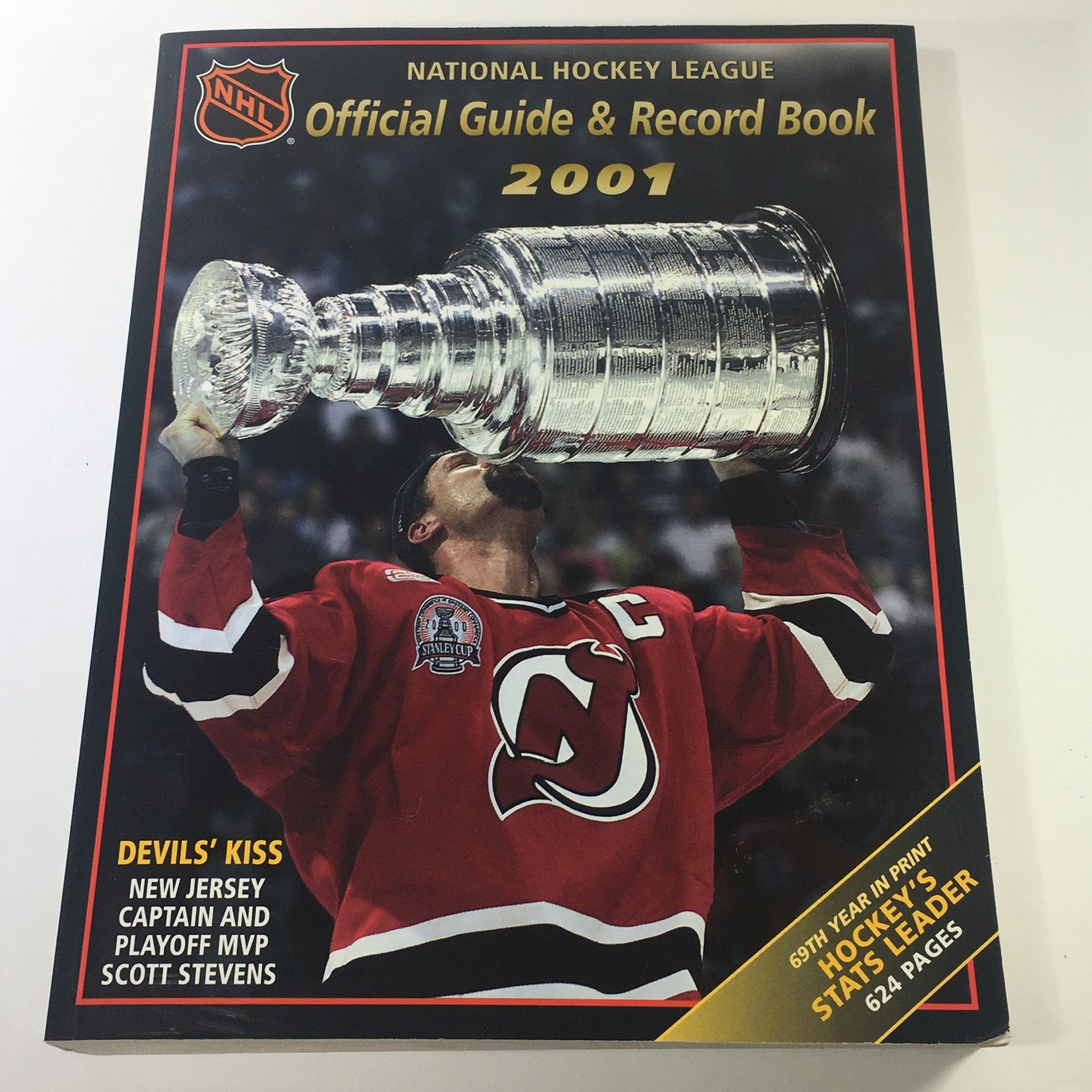 VTG NHL Official Guide & Record Book 2001 / MVP Scott Stevens / Stanley Cup 2001