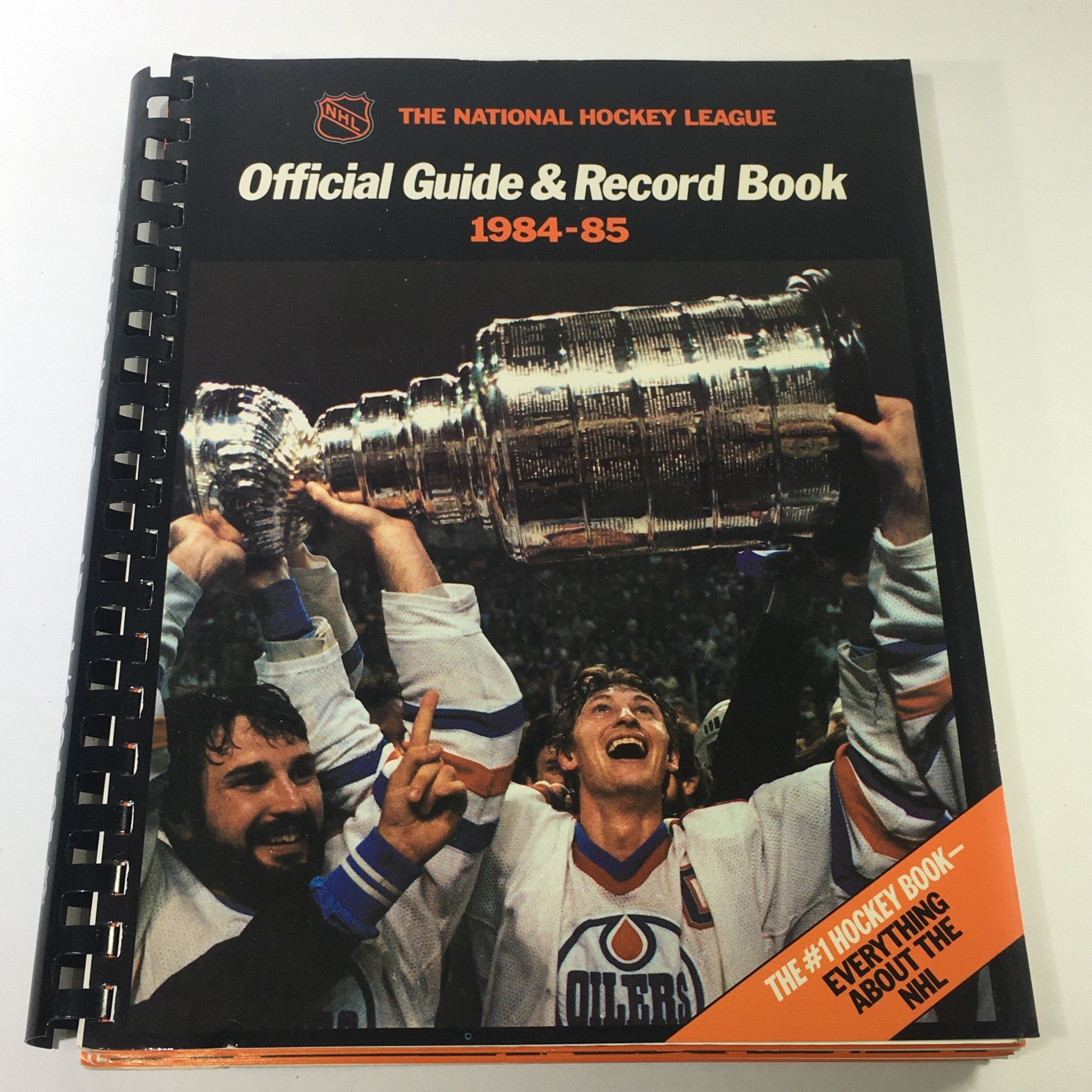 VTG NHL Official Guide & Record Book 1984-1985 / Edmonton Oilers Cover