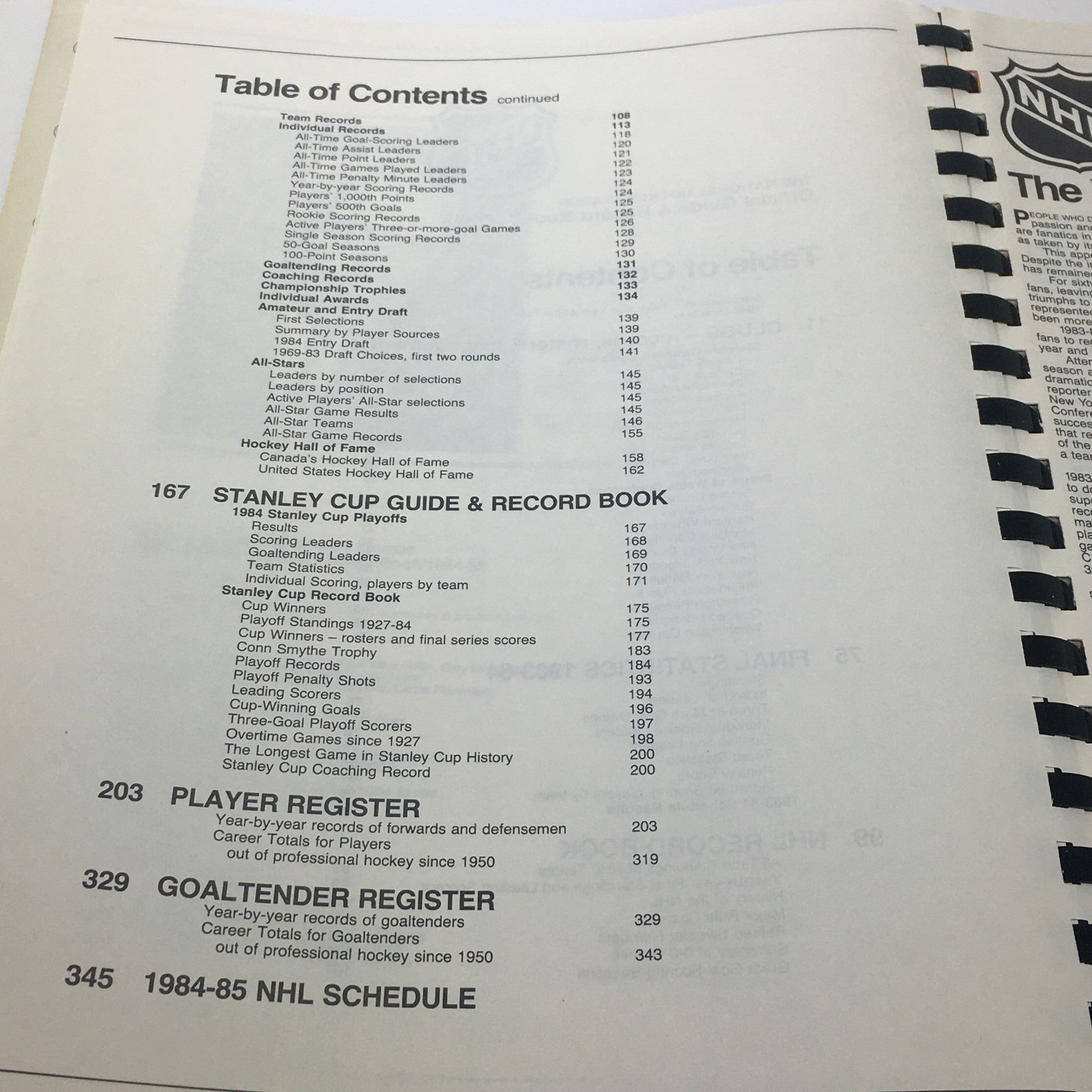 VTG NHL Official Guide & Record Book 1984-1985 / Edmonton Oilers Cover