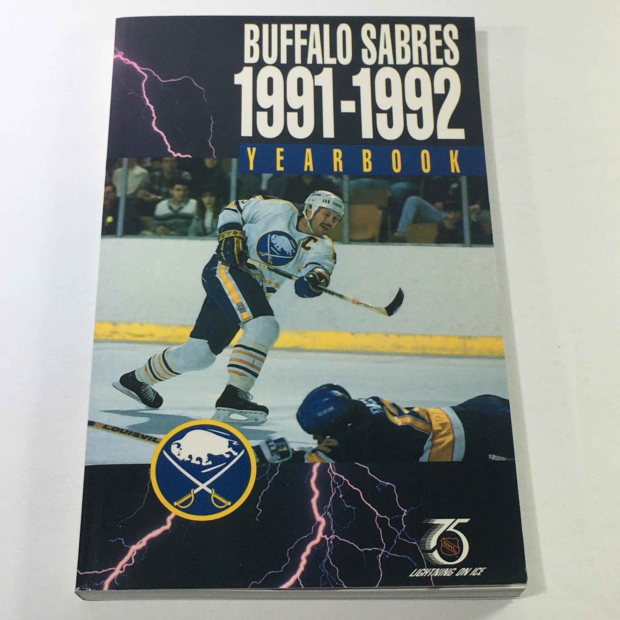 VTG NHL Official Yearbook 1991-1992 - Buffalo Sabres / Mike Ramsey