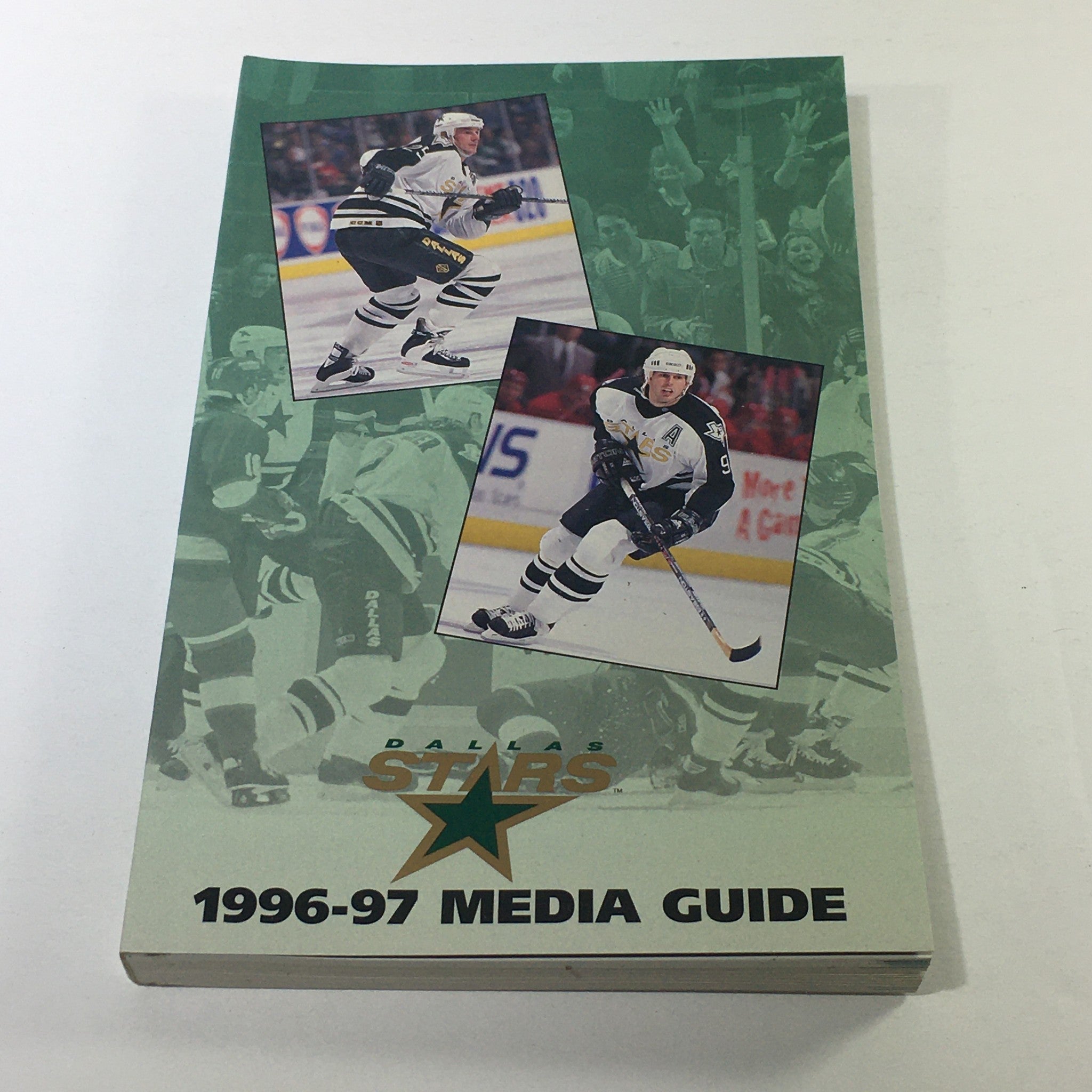 VTG NHL Official Media Guide 1996-1997 - Dallas Stars / Joe Nieuwendyk