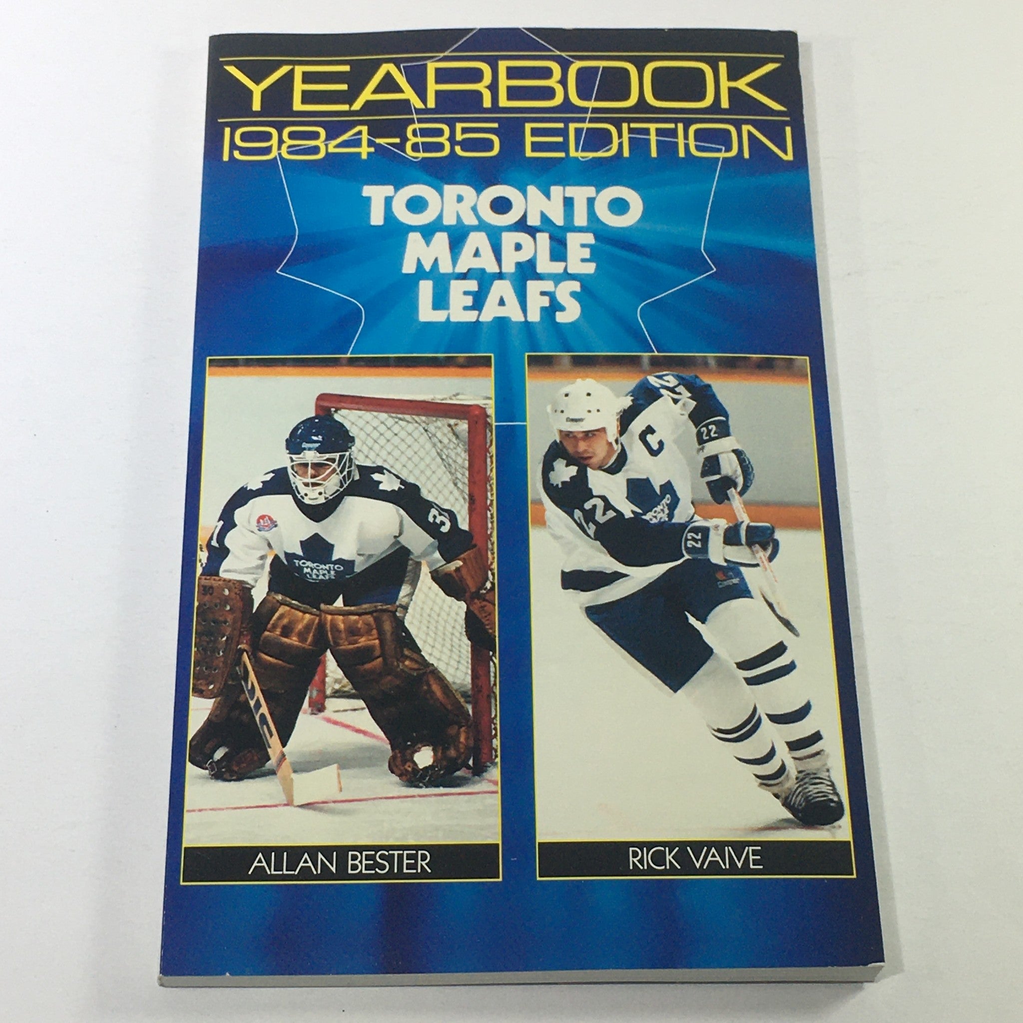 VTG NHL Official Yearbook 1984-1985 - Toronto Maple Leafs / Allan Bester