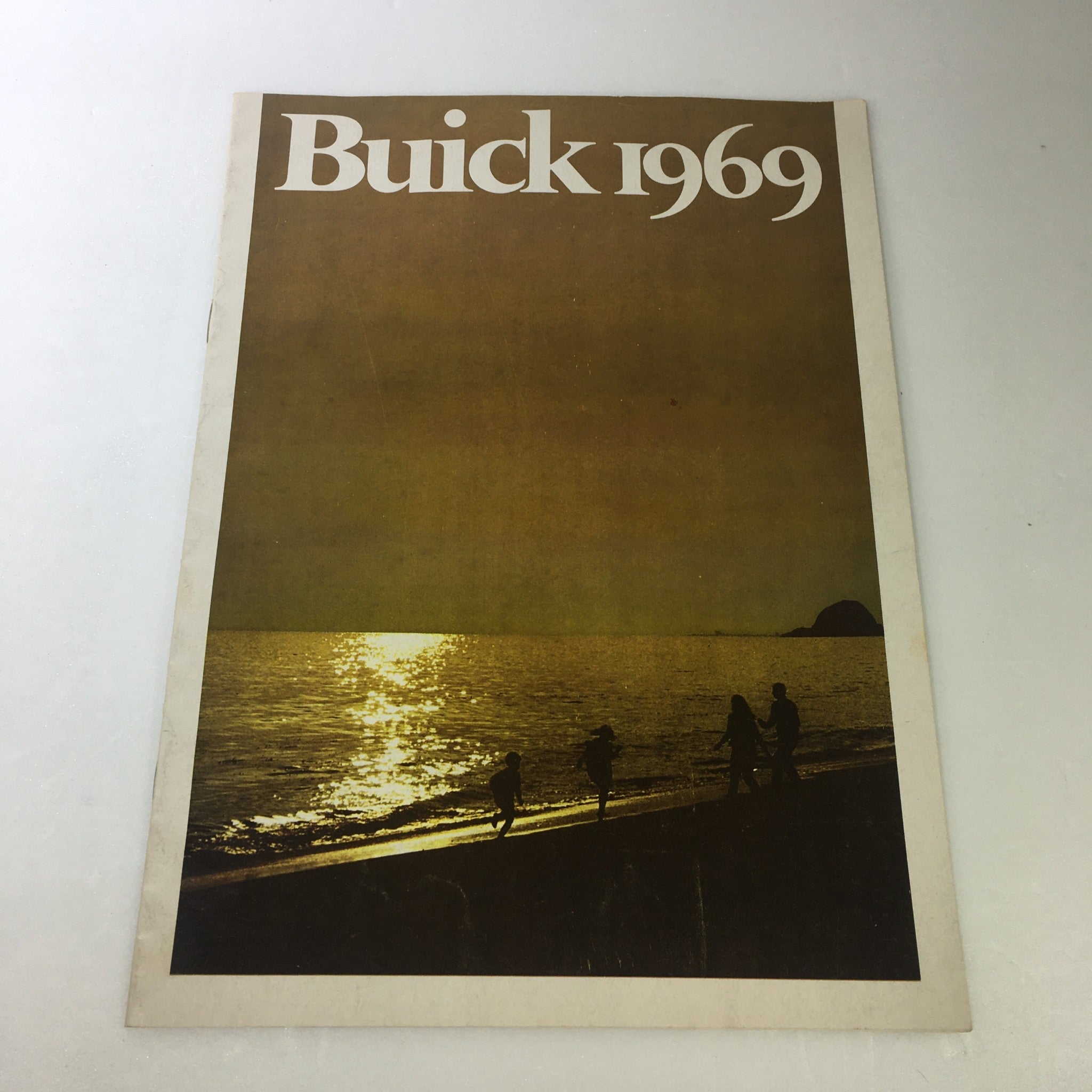 VTG 1969 Buick Riviera GS Electra Custom Sport Coupe Car Auto Brochure Catalog