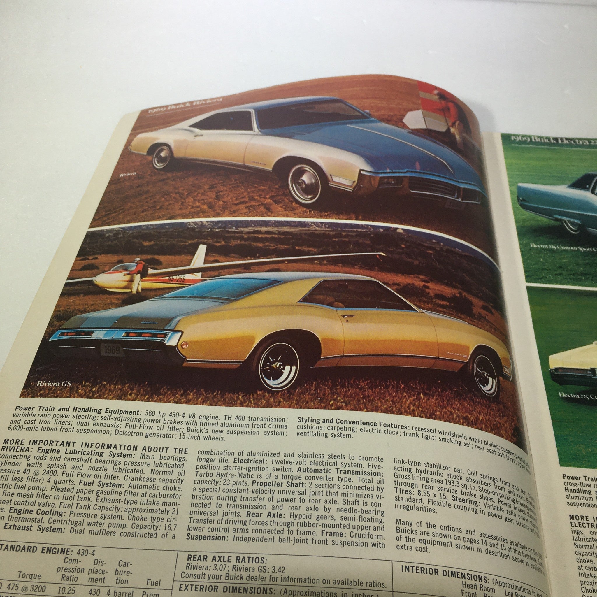 VTG 1969 Buick Riviera GS Electra Custom Sport Coupe Car Auto Brochure Catalog