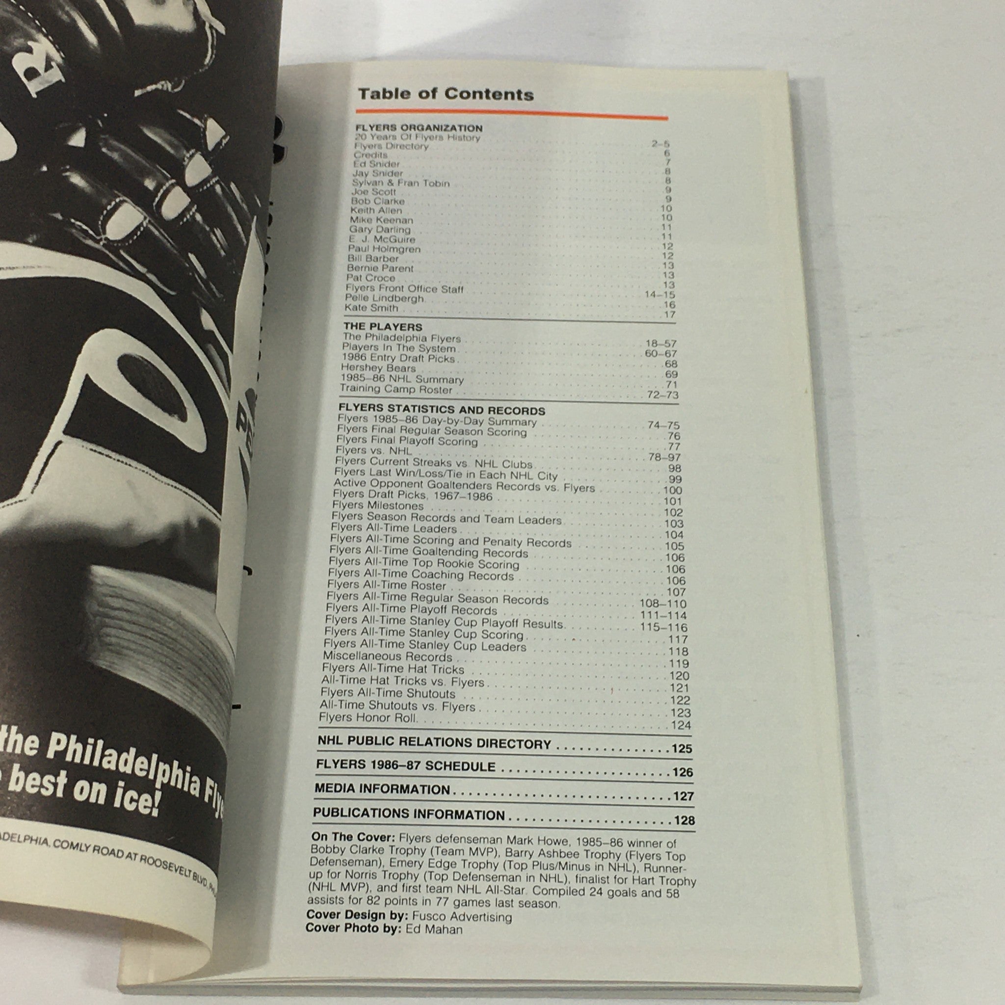 VTG NHL Official Yearbook 1986-1987 - Philadelphia Flyers / Mark Howe