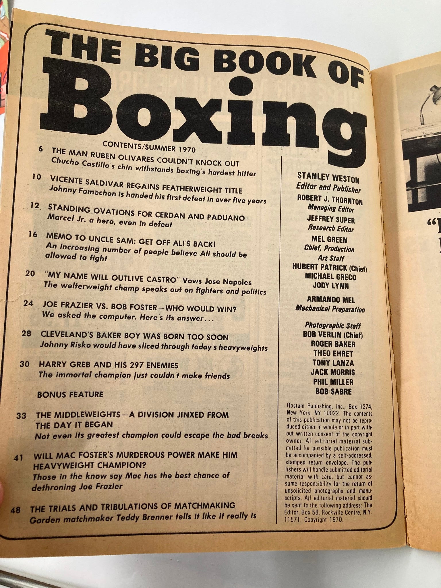 VTG Big Book of Boxing Summer 1970 Joe Frazier vs Bob Foster No Label