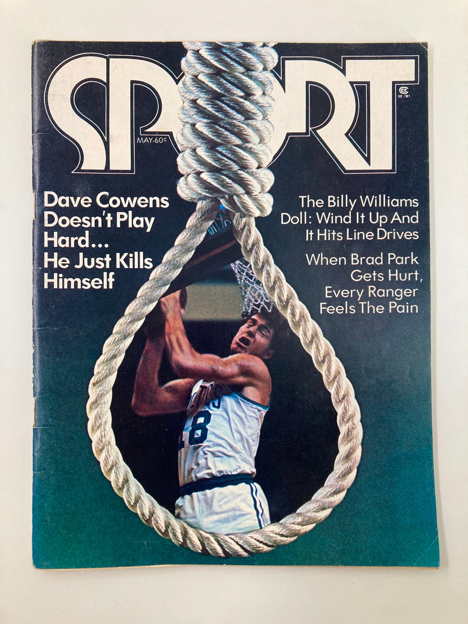 VTG Sport Magazine May 1973 Dave Cowens Doesn't Play Hard No Label