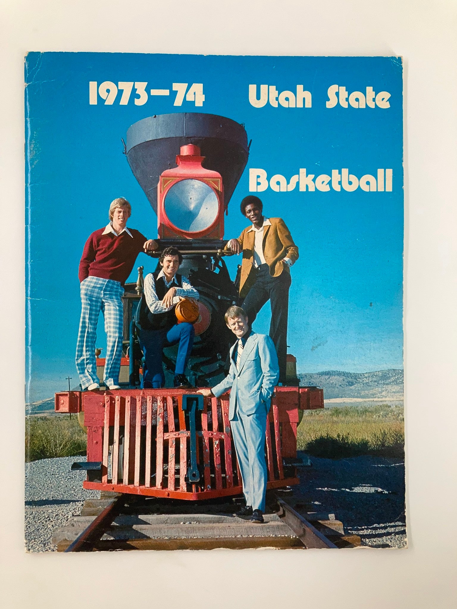 VTG 1973-1974 Utah State Basketball Official Aggie Guide