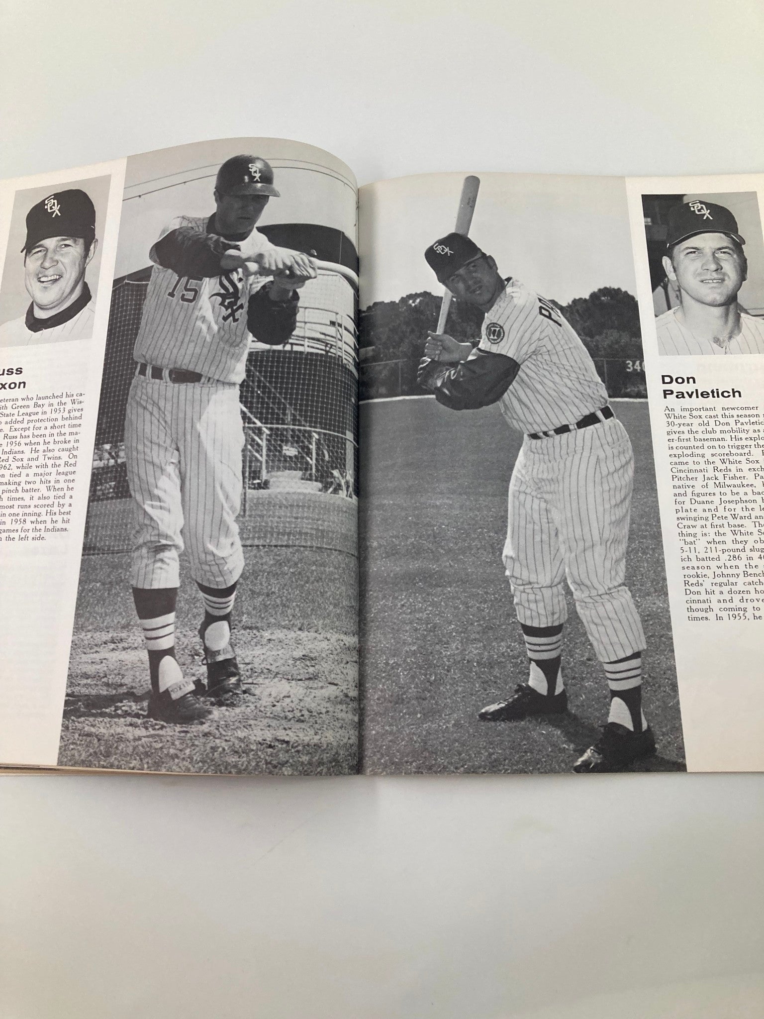 1969 MLB Chicago White Sox Official Yearbook Luis Aparicio, Duane Josephson