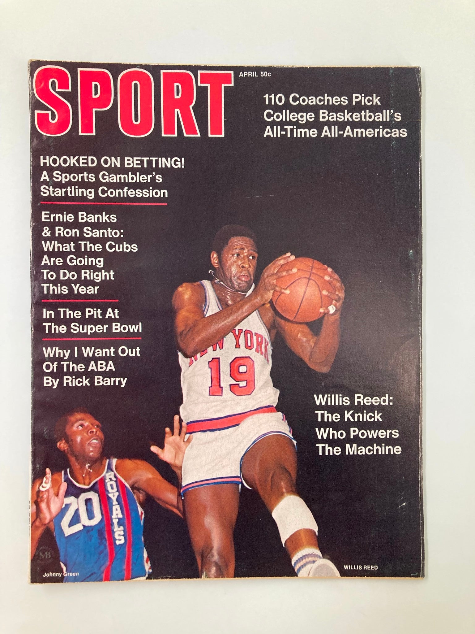 VTG Sport Magazine April 1970 Willis Reed and Johnny Green No Label