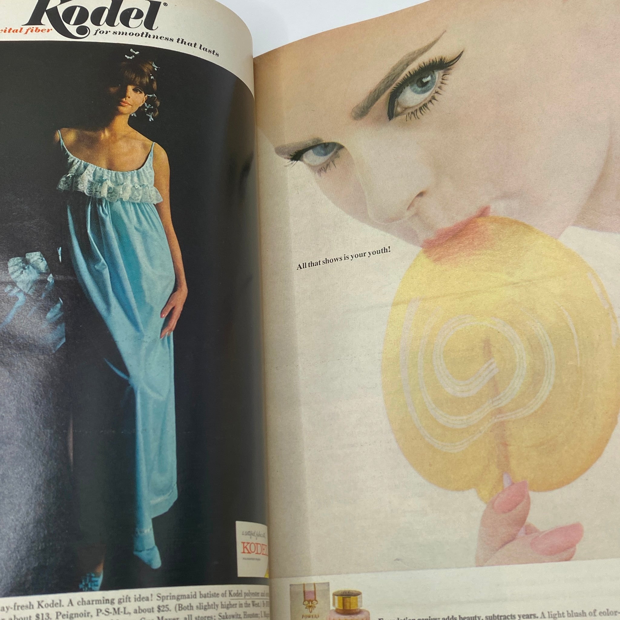 VTG Vogue Magazine November 15 1965 Brigitte Bauer by Bert Stern No Label