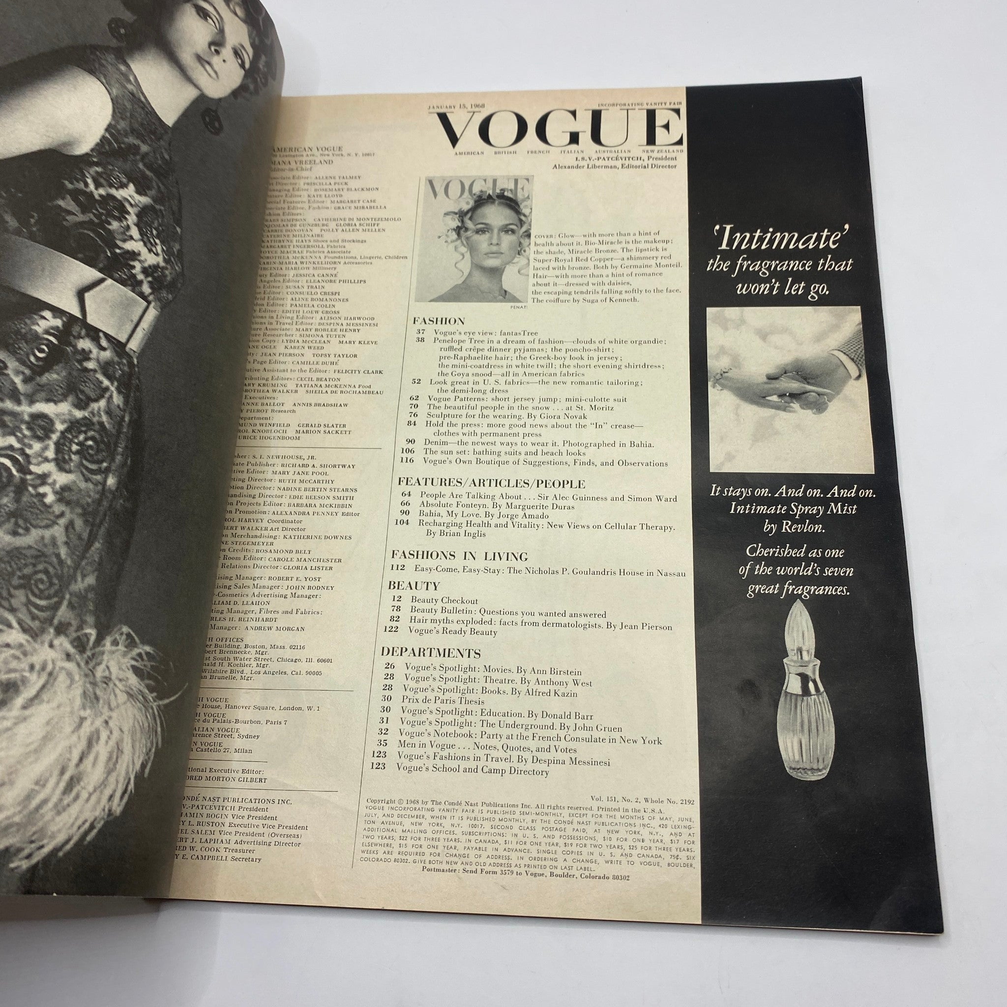 VTG Vogue Magazine January 15 1968 Lauren Hutton GD Interior No Label