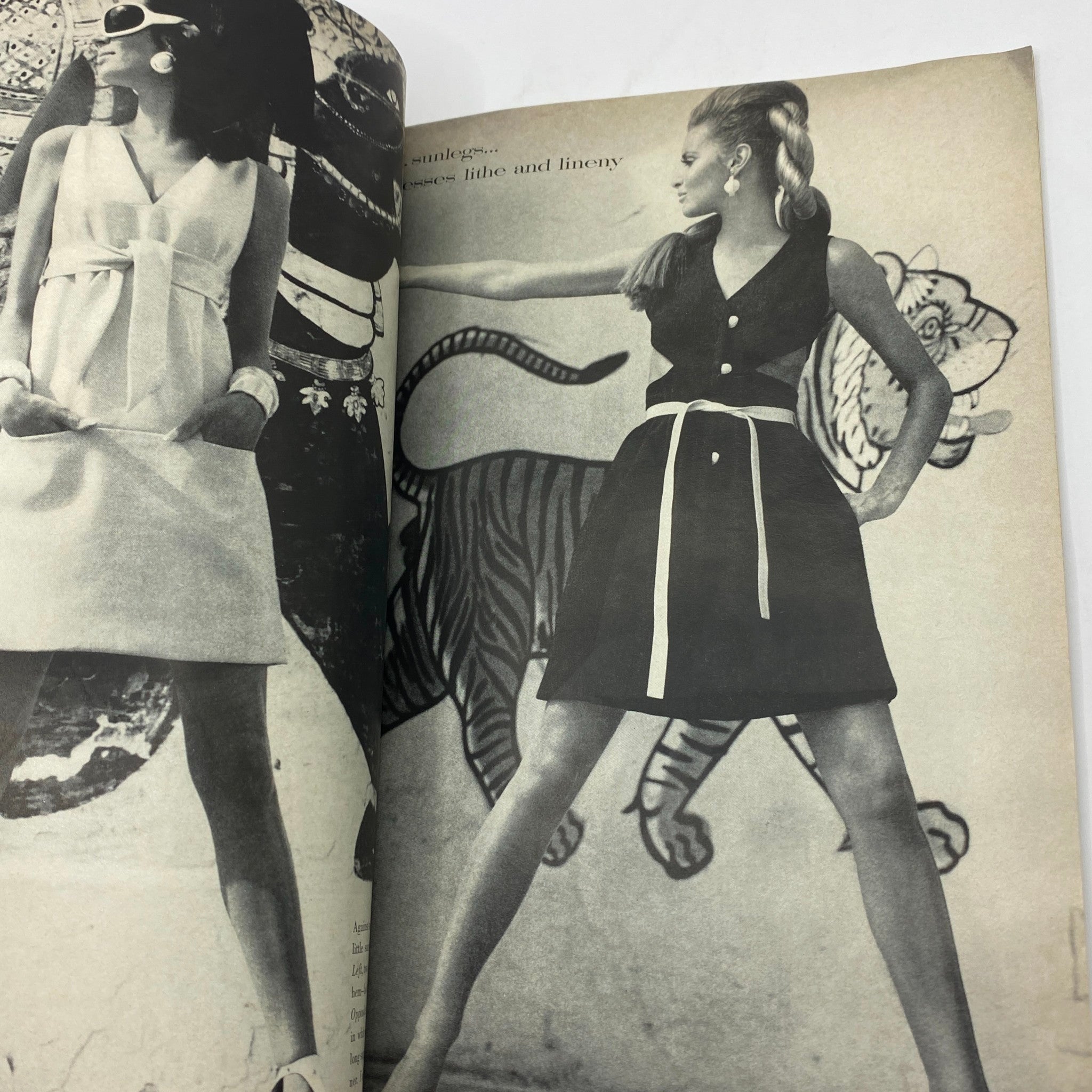 VTG Vogue Magazine June 1967 Andrea Rambaldi by David Bailey No Label