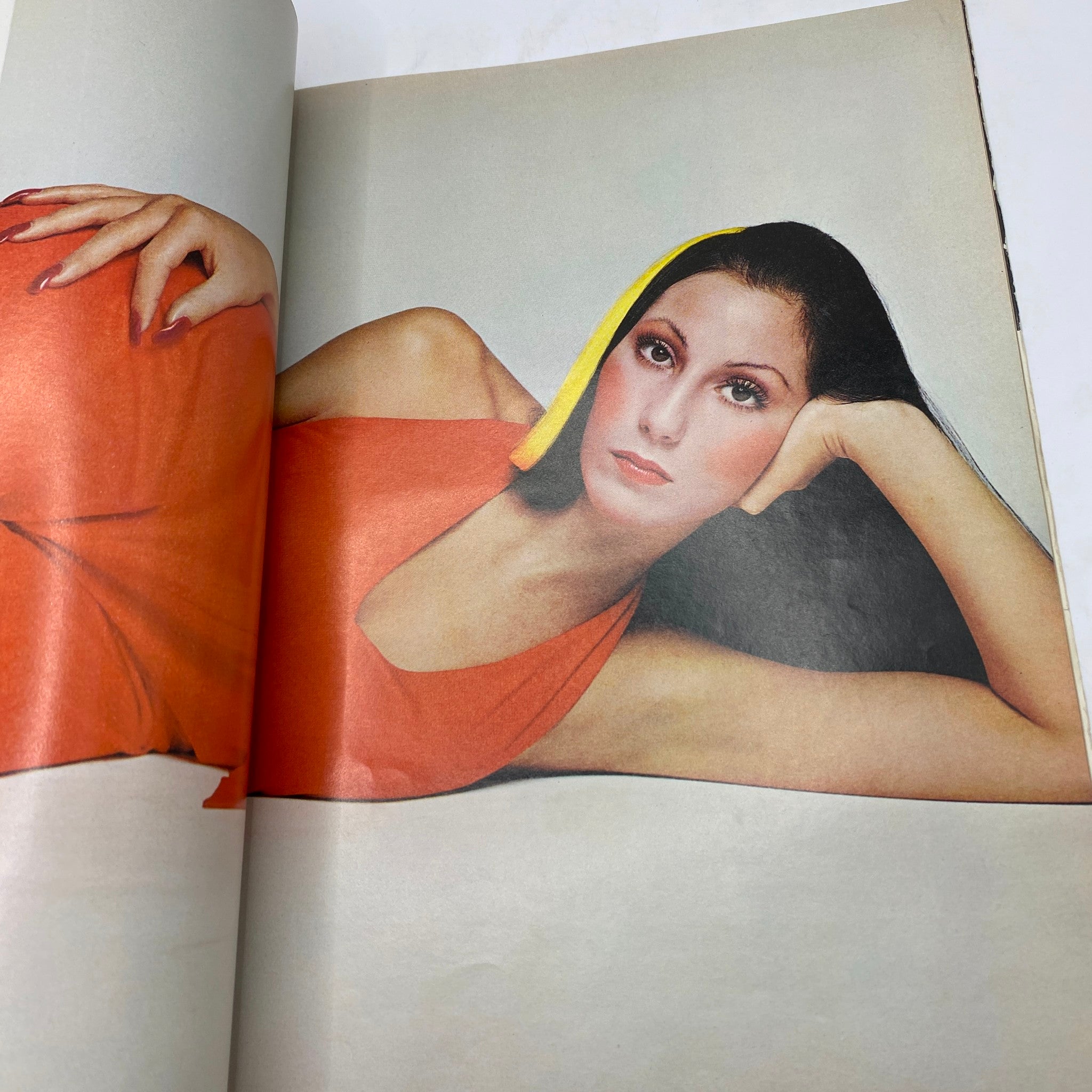 VTG Vogue Magazine April 1 1972 Cher by Richard Avedon No Label