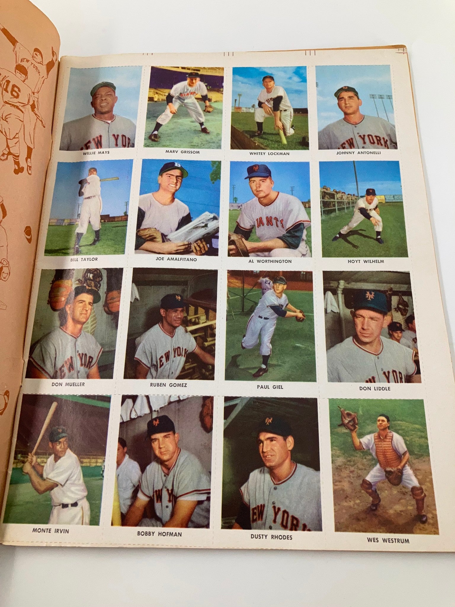 1954 MLB Baseball The Golden Stamp Book of the New York Giants Complete