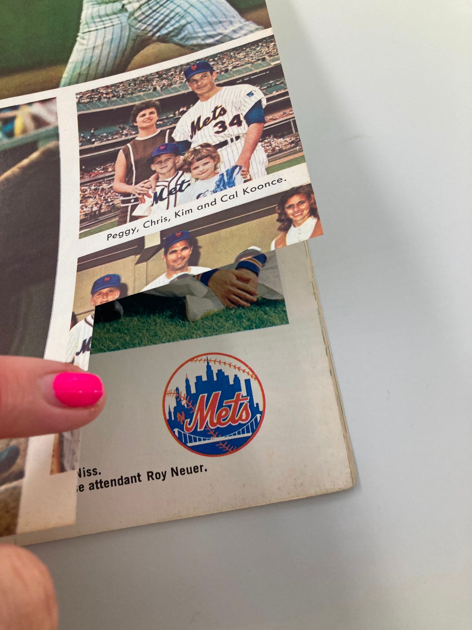 1970 MLB New York Mets Official Yearbook Shea Stadium