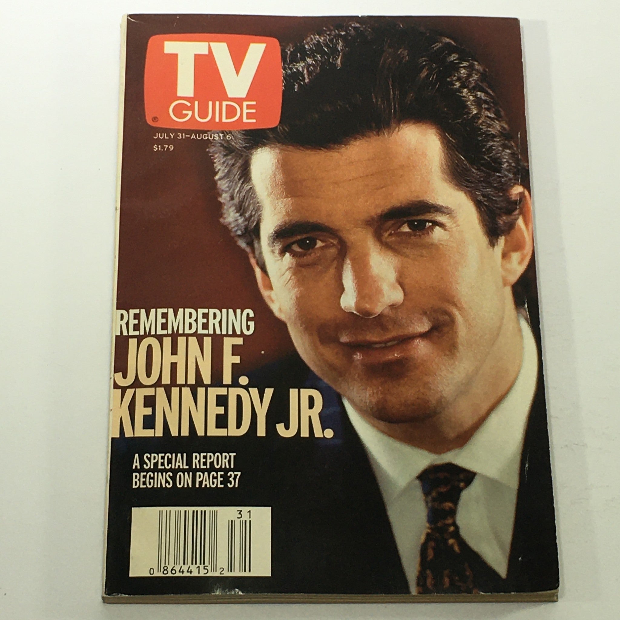 VTG TV Guide Magazine July 31-August 6 1999 - John F. Kennedy Jr. / Newsstand