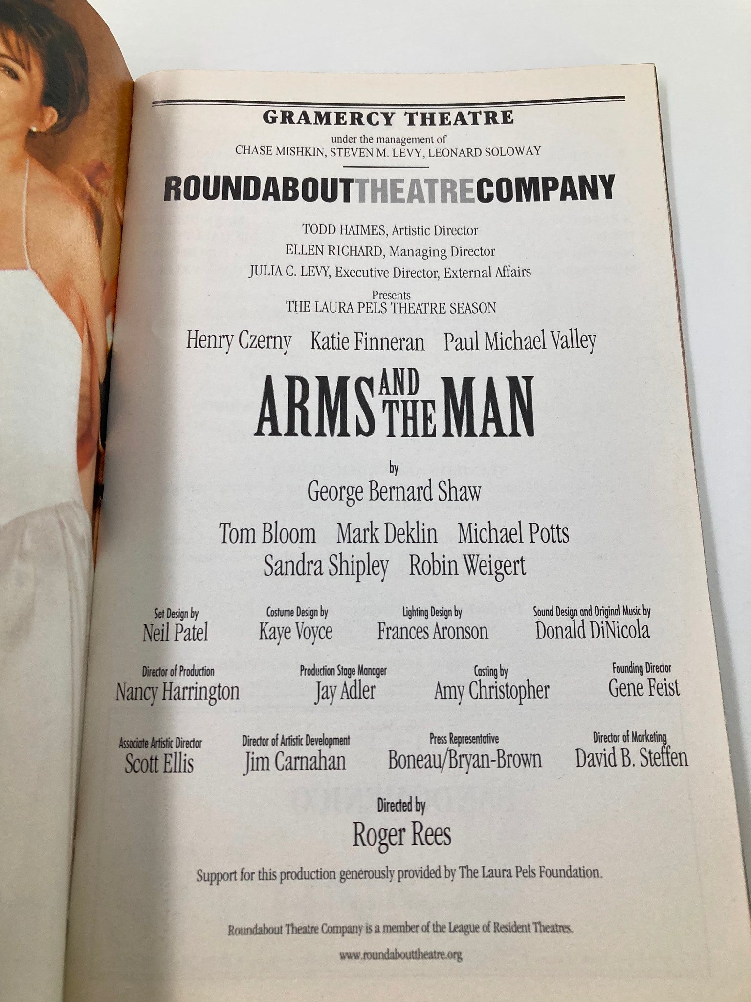 2000 Playbill Gramercy Theatre Arms and the Man Henry Czerny, Katie Finneran