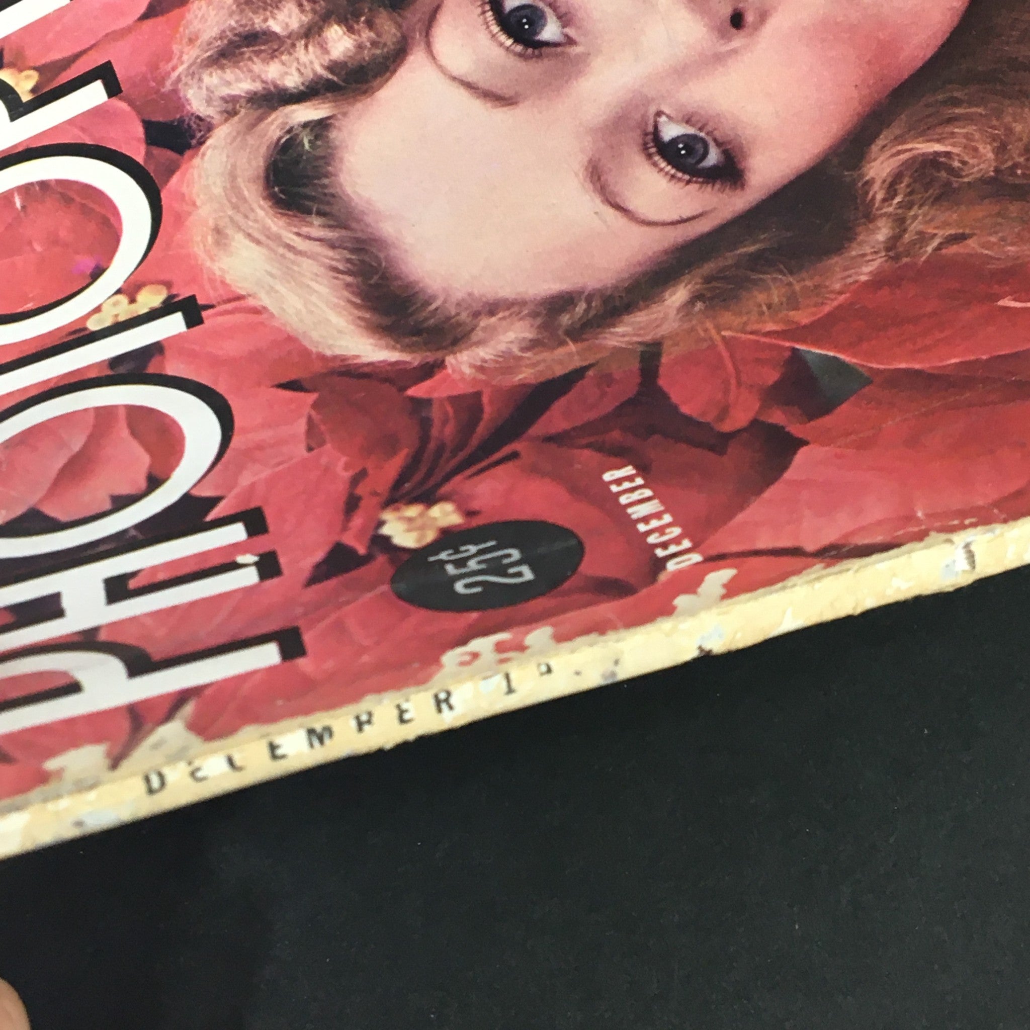 Close-up of VTG Photoplay Magazine December 1937 cover, highlighting Loretta Young and the magazine's details including price and date.