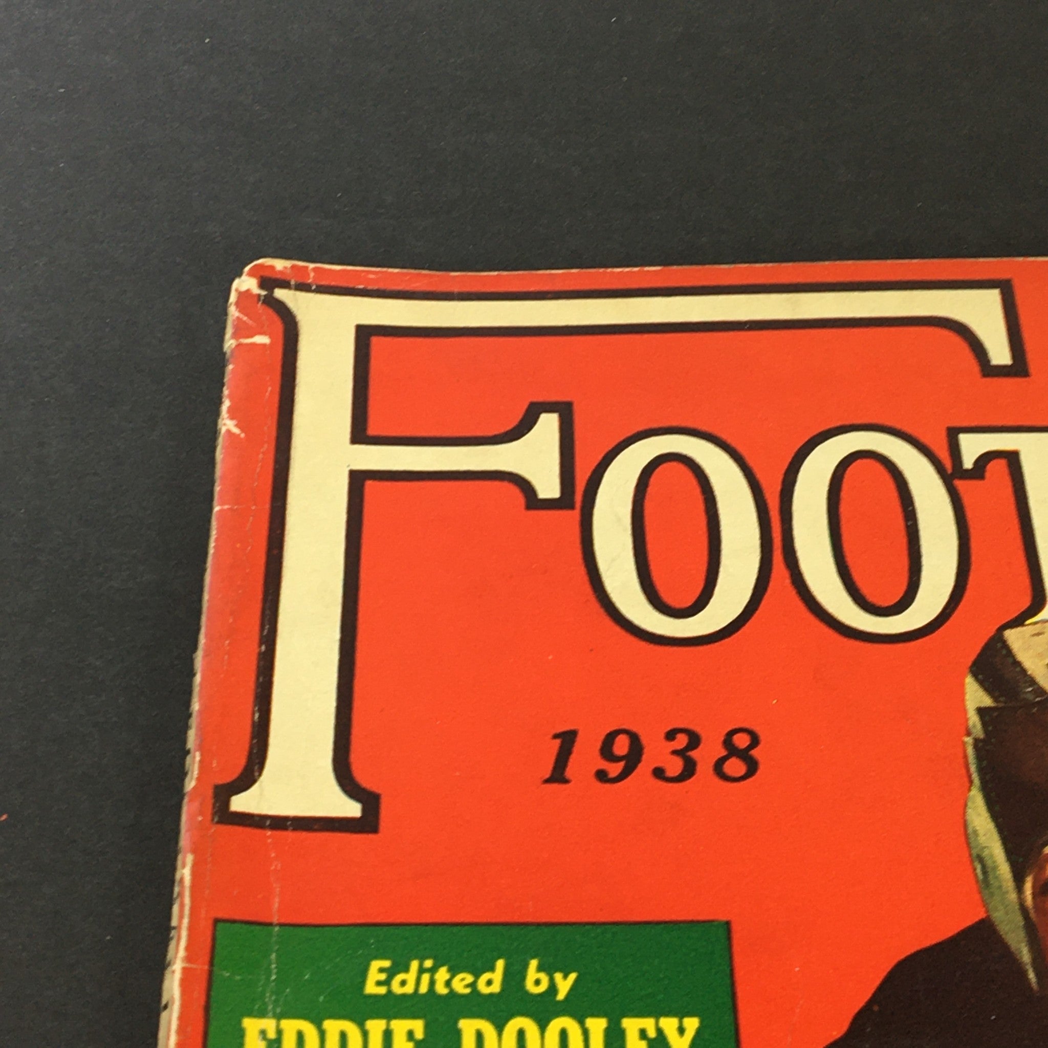 VTG Illustrated Football Annual Magazine 1938 - Wilton Hazzard, Newsstand